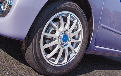 TPMSってアルミホイールにしか付けられませんか？