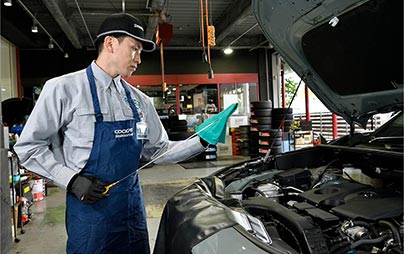 エンジンオイルの交換時期はどう判断するの？