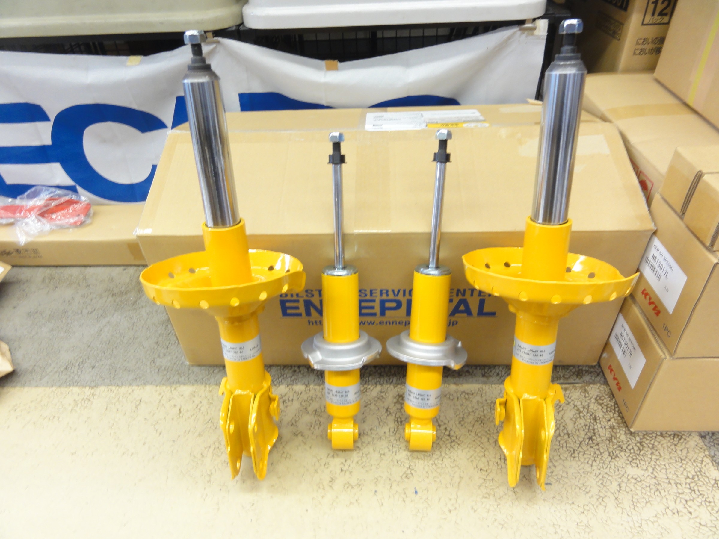 Bilstein レガシィB4 BL5 後期　純正　サスペンション レガシィ B4（BL5）エナペタル製純正ビルシュタイン「リビルト