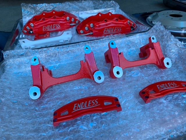 ◇SUBARU WRX S4 [VAG] 用品取付 ENDLESS ブレーキキャリパー
