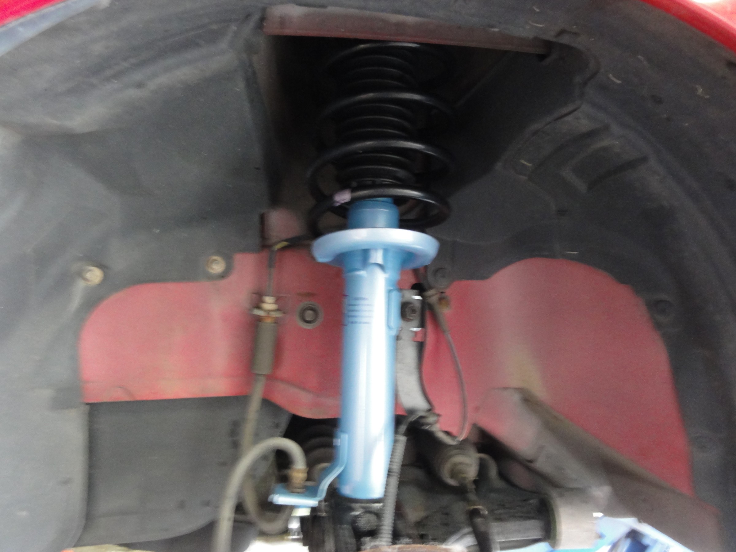 ベリーサ（DC5W）KYB製ショックアブソーバー「ニューSRスペシャル ...