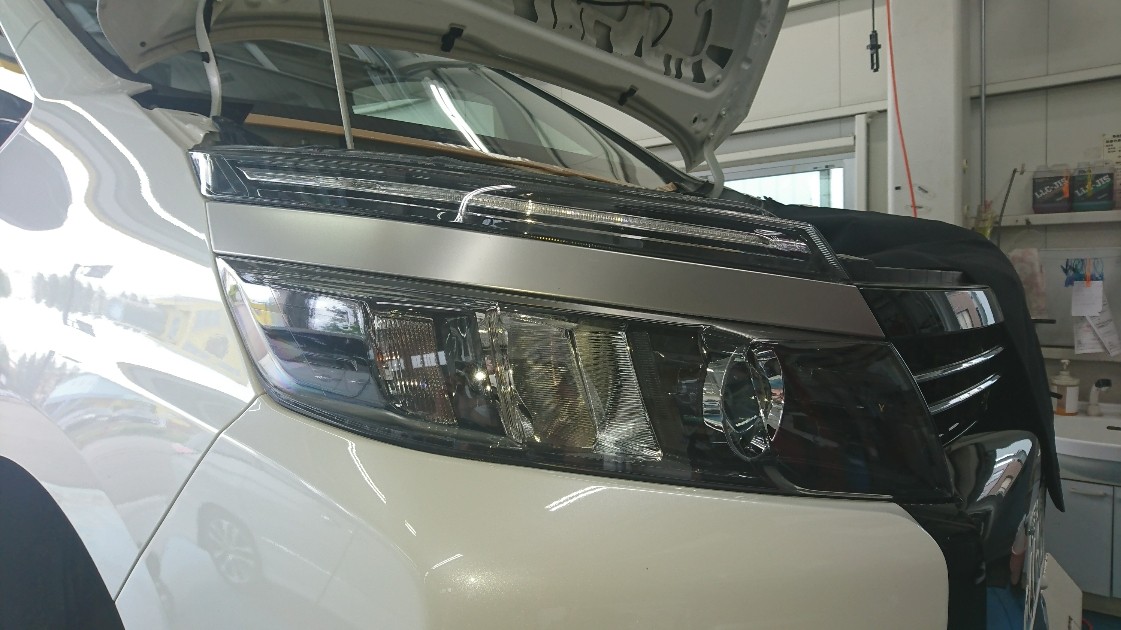 VOXY ZRR85W × TEIN 車高調 装着 | トヨタ ヴォクシー 足まわり