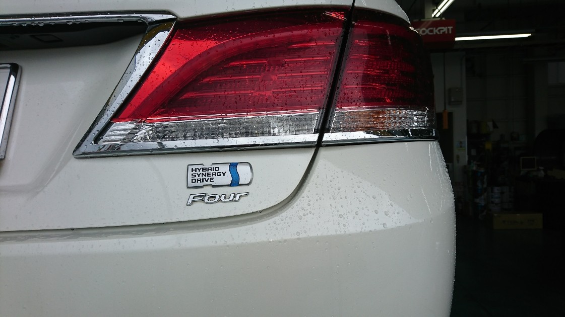 送料無料】 クラウンハイブリッド 柔らかな質感の AWS211 4WD TEIN
