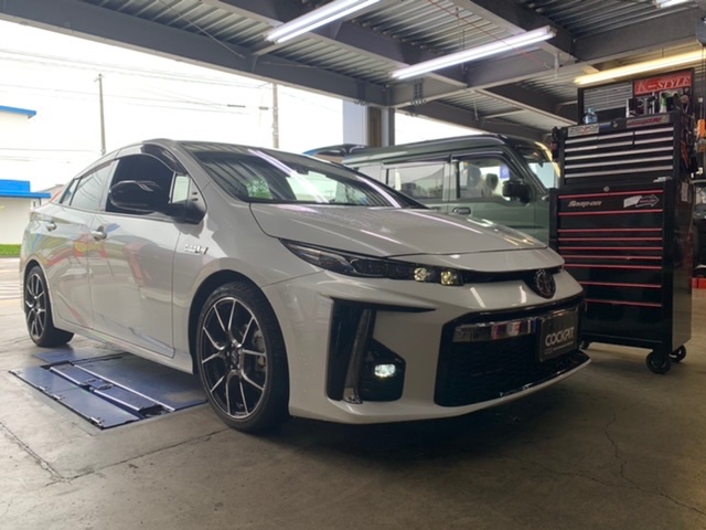 プリウス PHV GRスポーツ 純正 サスキット サスペンション ZVW52 トヨタ純正 GRサスペンションキット☆フロント のパーツレビュー