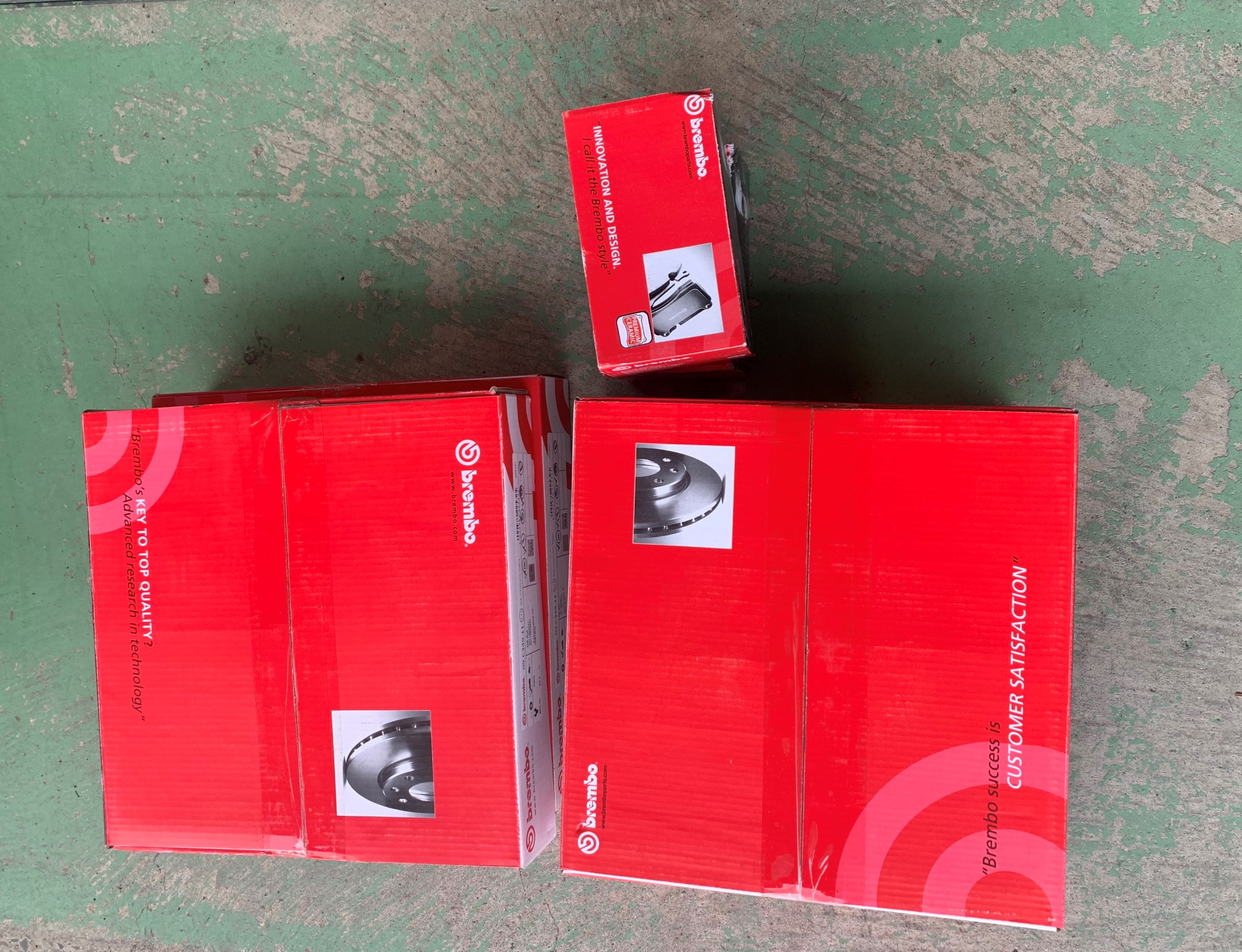 Viper BMW2 ブレーキパッド 純正品 アクティブツアラー BMW BMW 2シリーズ F45 2A15 リア ブレーキパッド+センサー+ローター