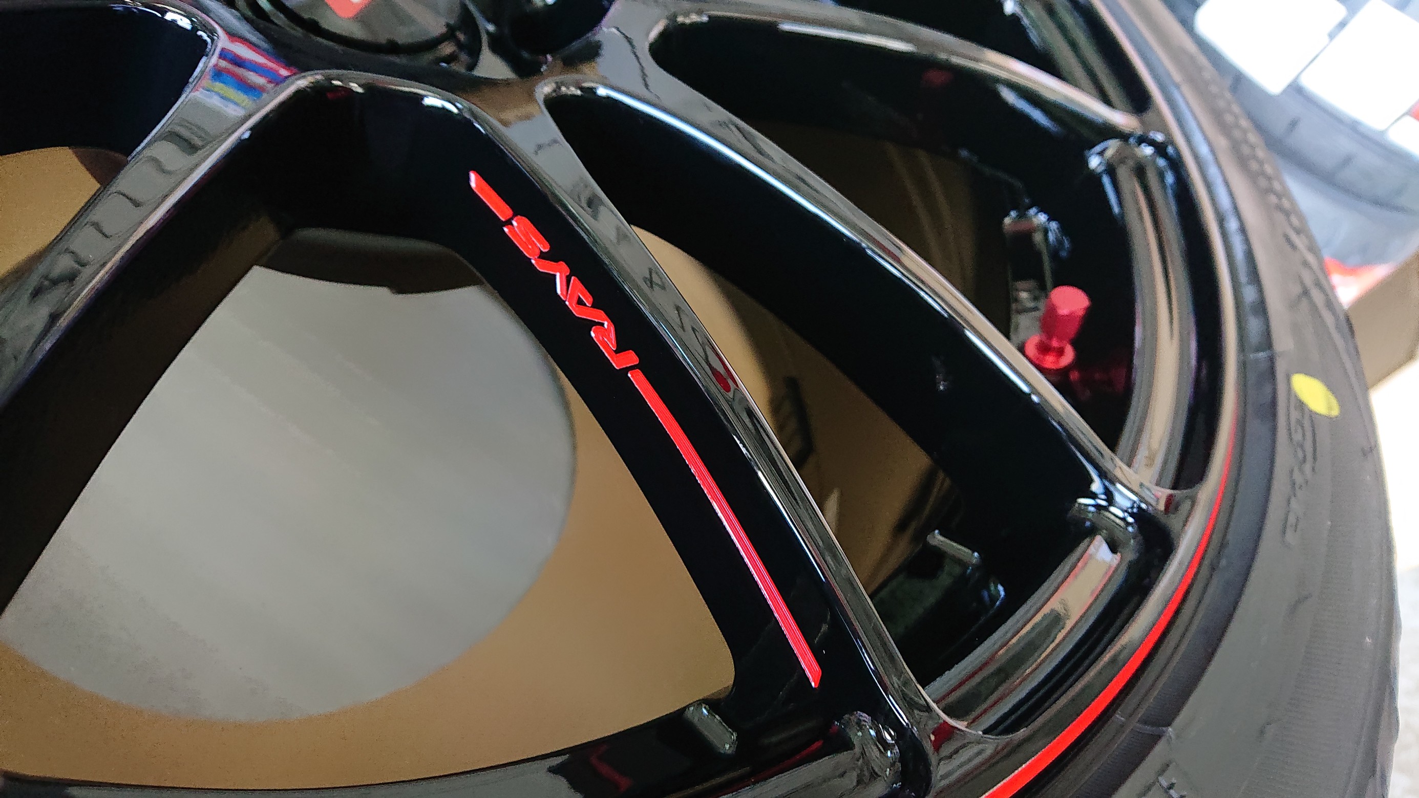 RAYS（レイズ）グラムライツ 57Xtreme REVLIMIT EDITION + レグノ GR