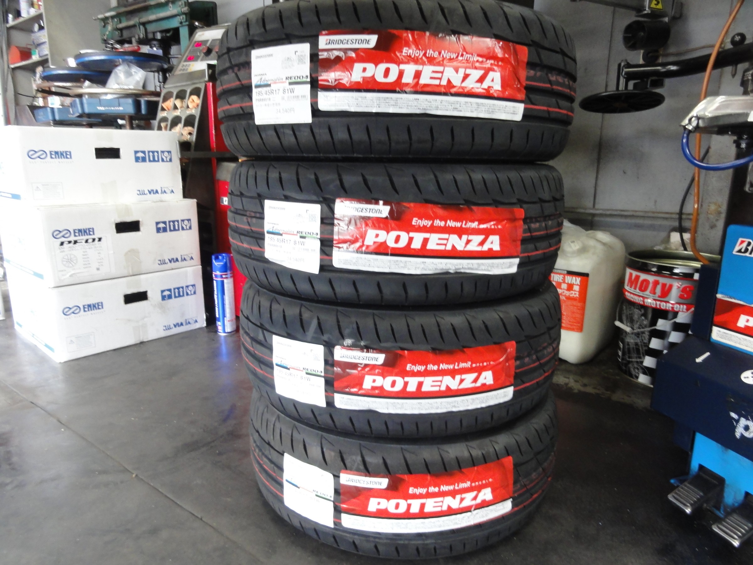 スイフトスポーツ（ZC32S）ブリヂストンタイヤ「ポテンザ アドレナリン