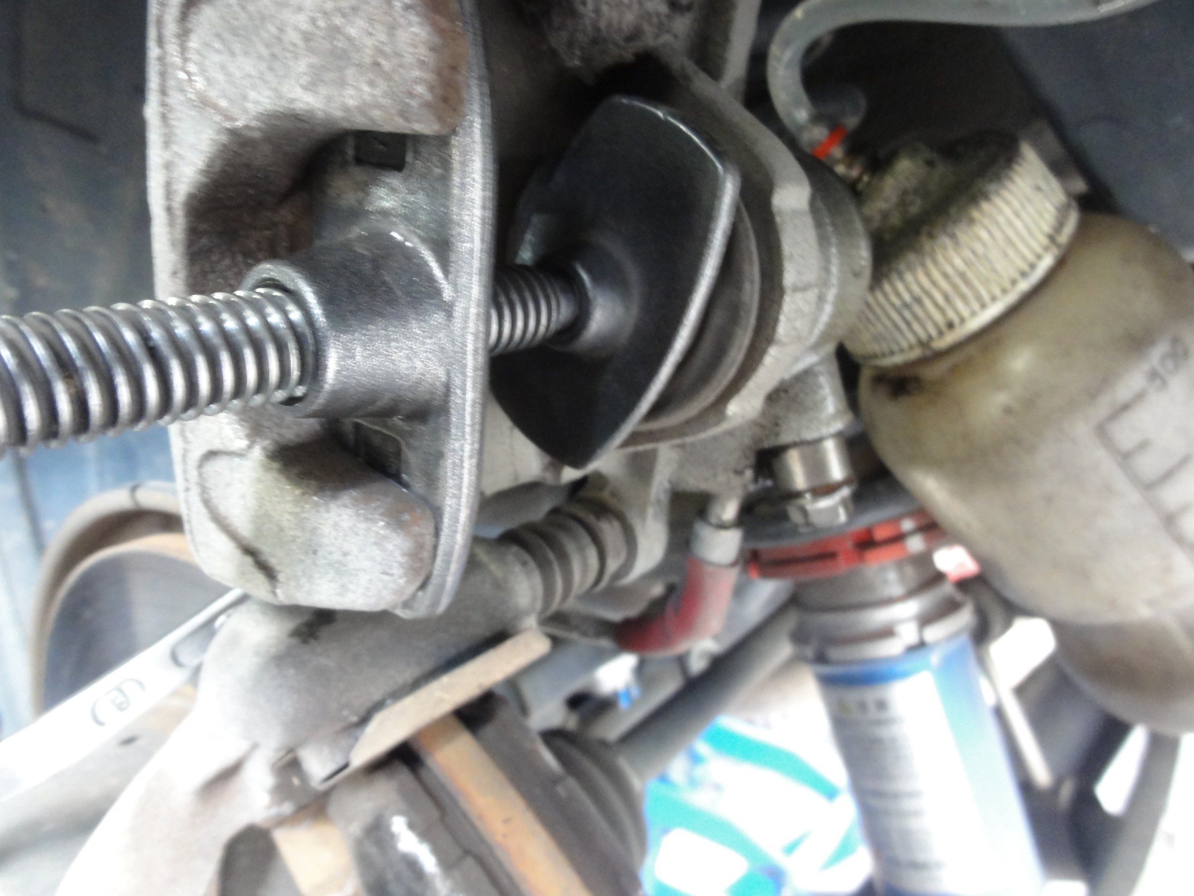 インプレッサ（GH8）エンドレス製スポーツブレーキパッド「SSS」装着