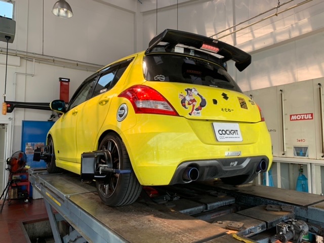 ◇SUZUKI SWIFT SPORT [ZC32S] 用品取付 TM-SQUARE エンジンオイル