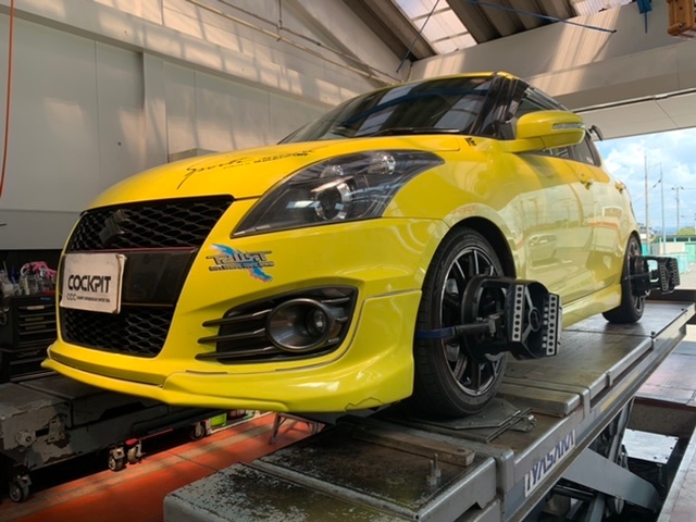◇SUZUKI SWIFT SPORT [ZC32S] 用品取付 TM-SQUARE エンジンオイル