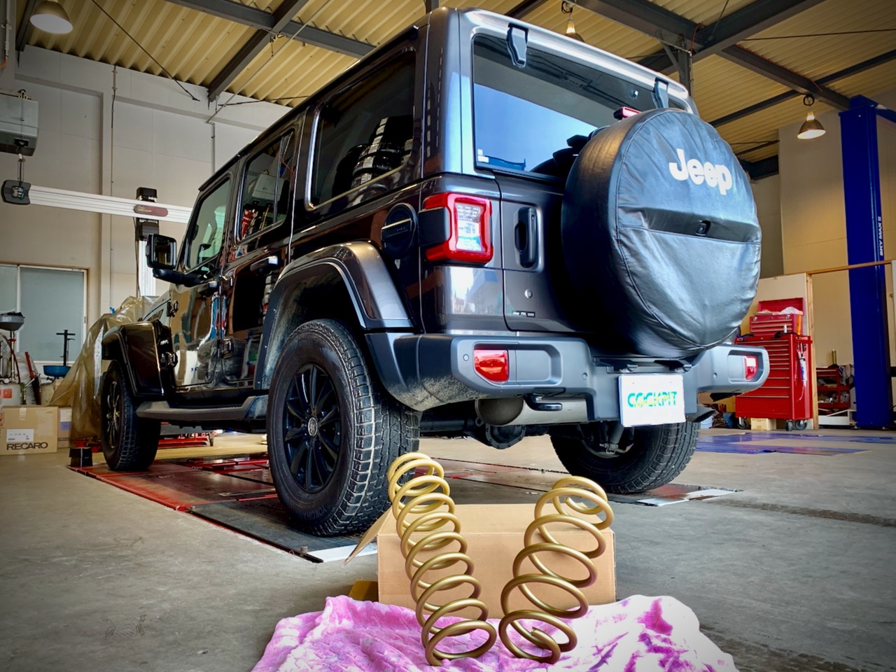 H&R スプリング クライスラー Jeep ラングラー (TJ40S/40H) リフトアップスプリング 99〜 ダウン量：F/35 R/35 29498-1