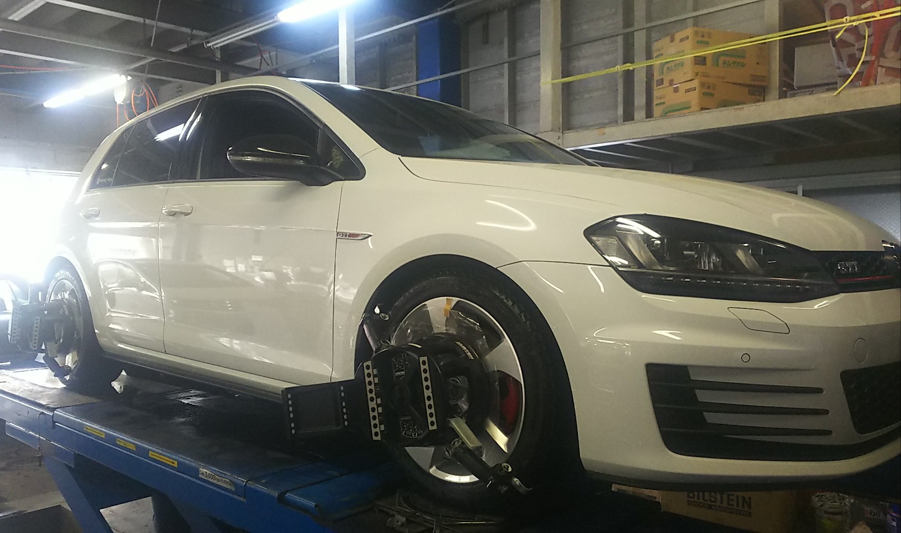 GOLF Ⅶ GTI PART1！「サスペンション編」☆ フォルクスワーゲン ゴルフ7 GTI 足まわり（サスペンション・ブレーキ）  足まわり（サスペンション・ブレーキ） サスペンションパーツ関連取付 スタッフ日記 コクピット モリオカ 車のカスタマイズにかかわる  ...