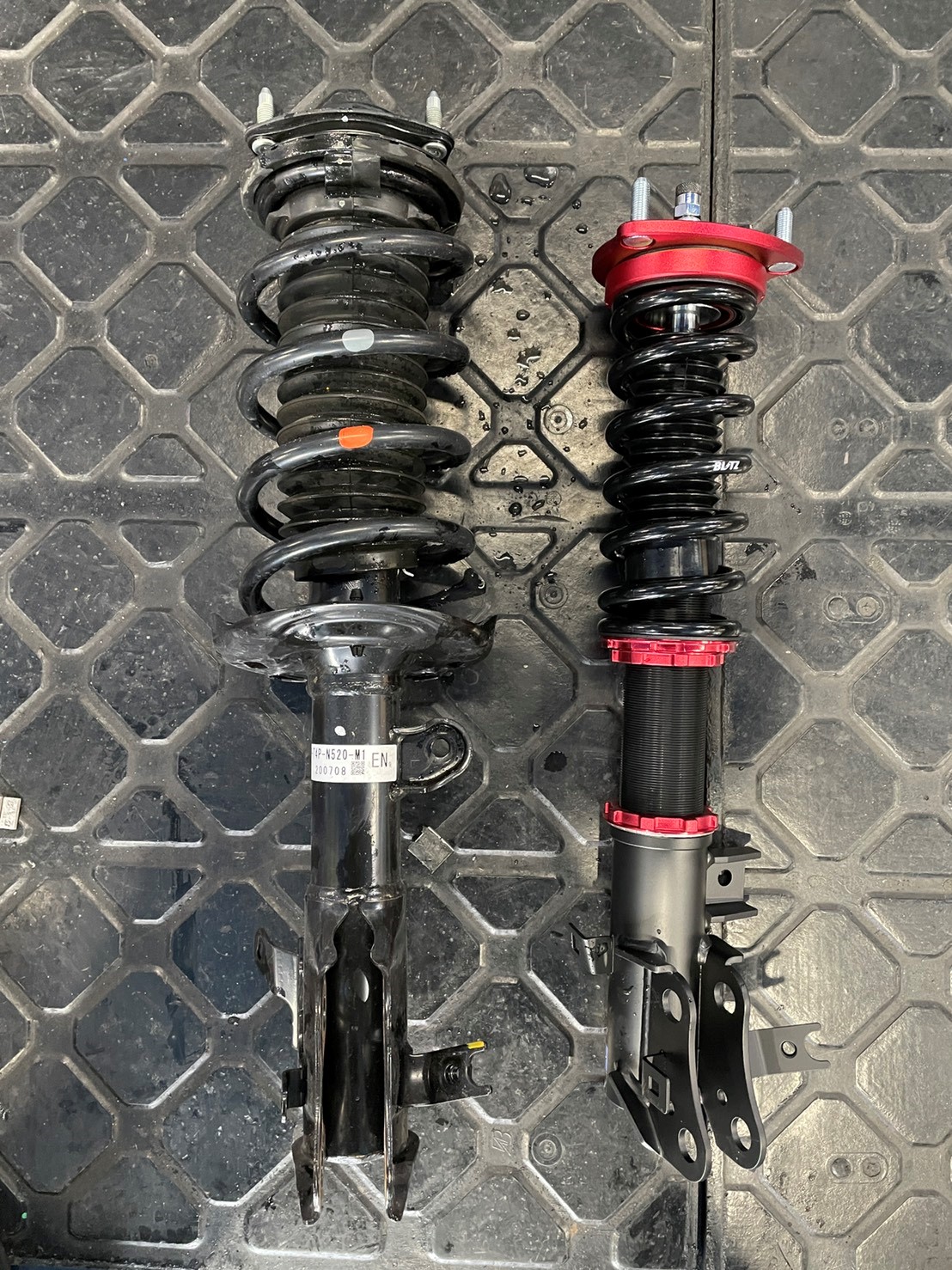 ☆JADE RS 【FR5】 BLITZ DAMPER ZZ-R 車高調取り付け☆ | ホンダ