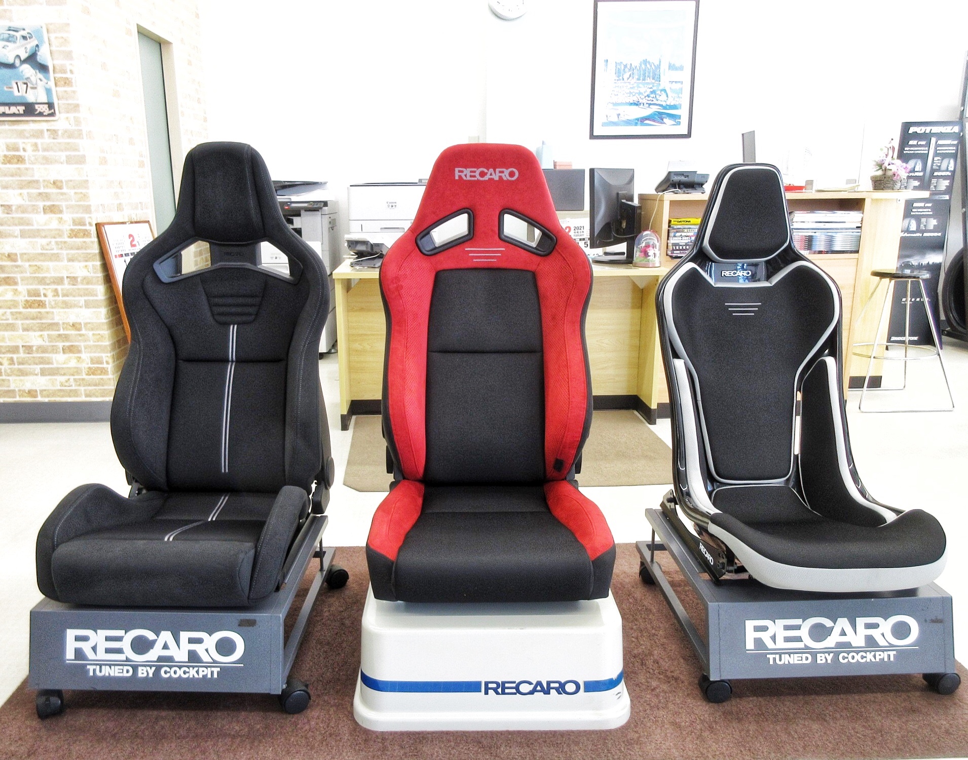 内祝い】 <br><br>レカロシート RECARO <br>Sportster CL210H 左席 <br>