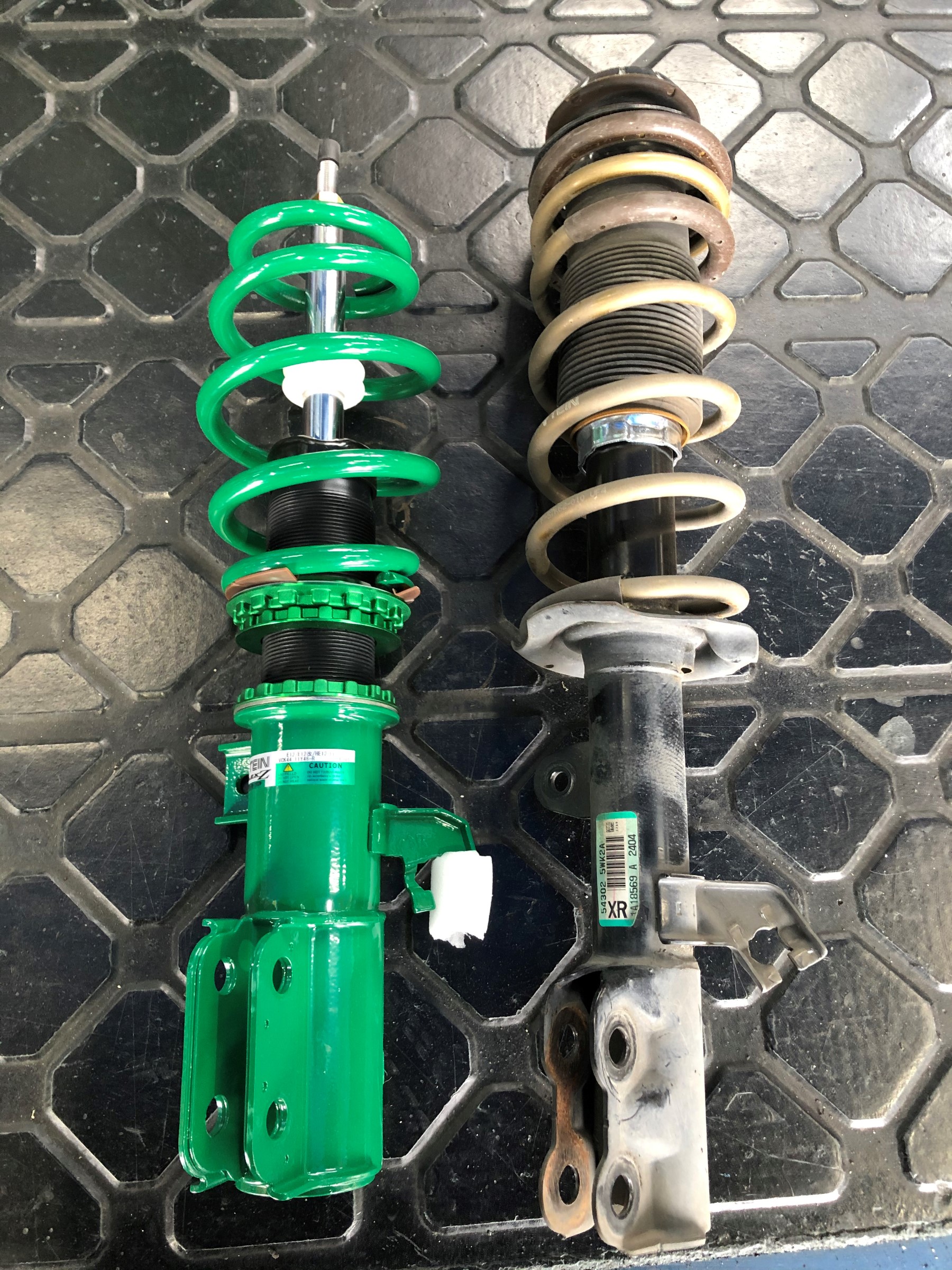 ☆日産 ノート e-POWER TEIN FLEX Z ＆ EDFC ACTIVE PRO取り付け