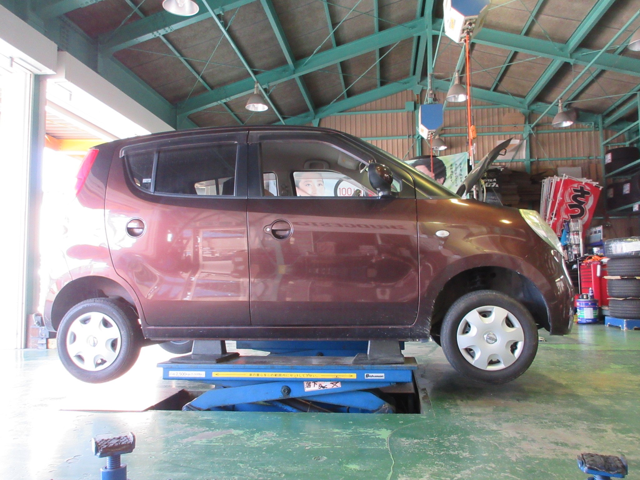 Mg22s モコ 車検整備 日産 モコ メンテナンス オイル バッテリー他 その他 車検 Staff日記 コクピット さつま貝塚 車のカスタマイズにかかわるスタッフより