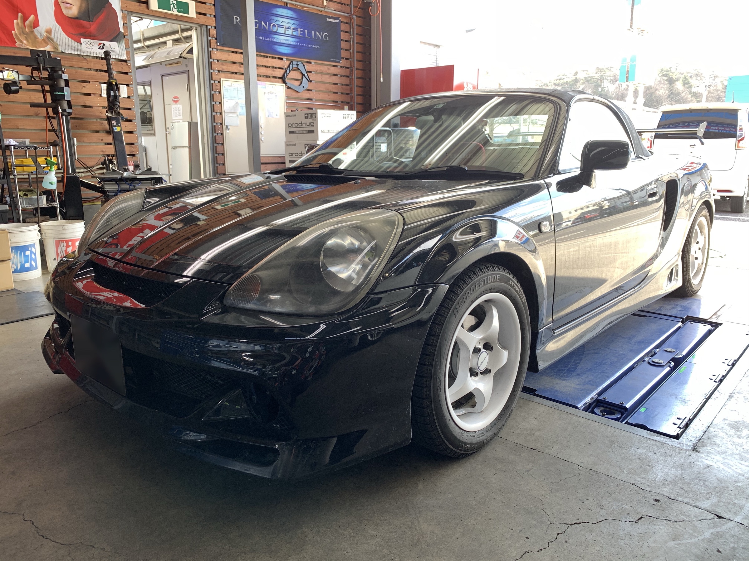 Mr S サイドブレーキワイアー交換 トヨタ Mr S スタッフ 日記 コクピット 荒井 車のカスタマイズにかかわるスタッフより
