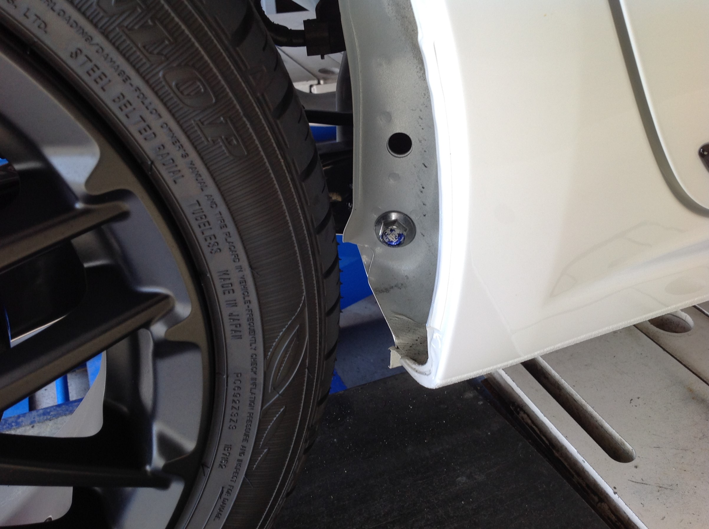 新型N-ONE RSさん、TANABE GT FUNTORIDEスプリング装着～♪ | ホンダ N-ONE 足まわり（サスペンション・ブレーキ）  足まわり（サスペンション・ブレーキ） > サスペンションパーツ関連取付 | スタッフ日記 | コクピット きねいわ |  車のカスタマイズにかかわるスタッフより