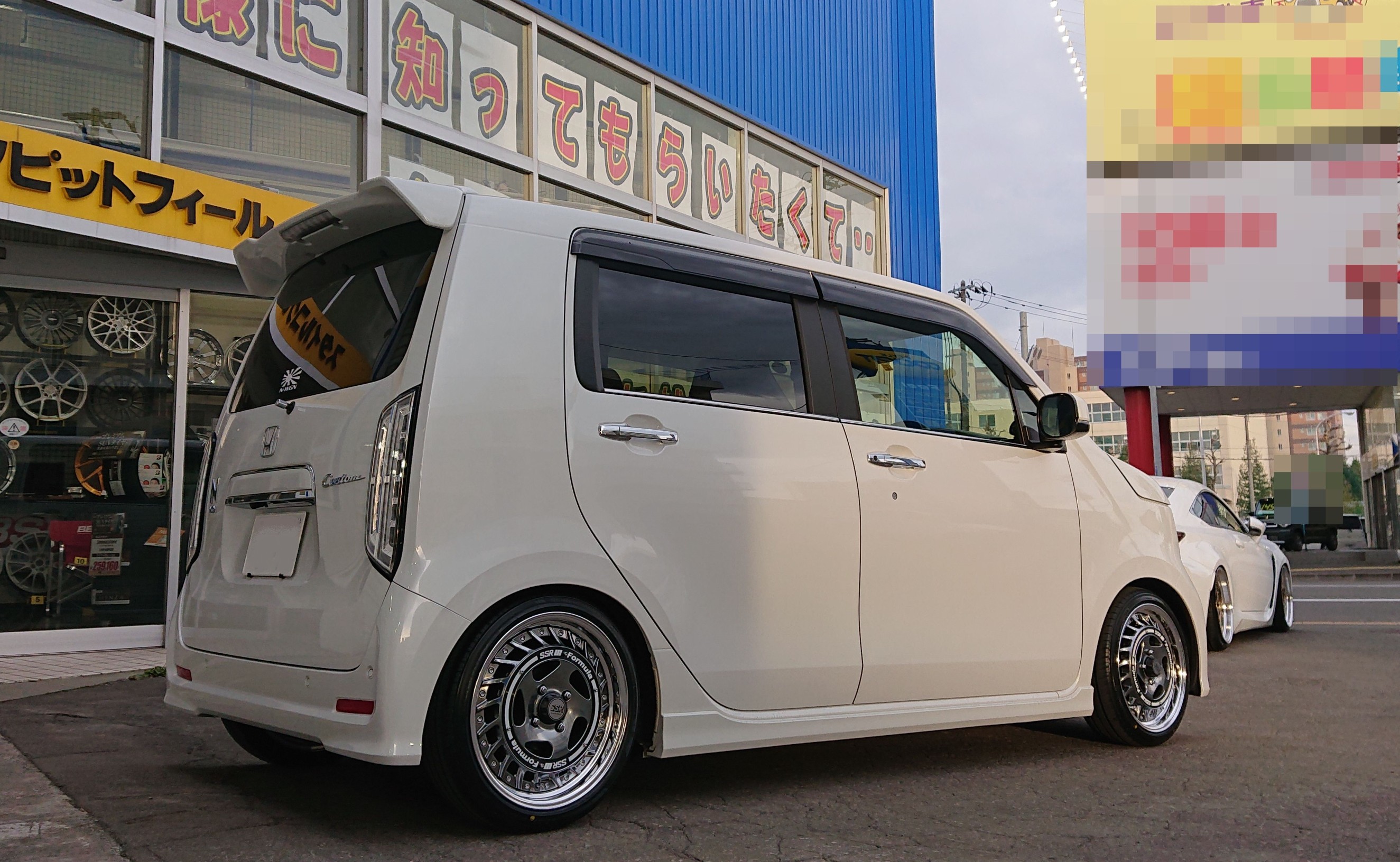 エアロスポーク 独創性あふれるSSRフォーミュラ・エアロスポークを、カラーは