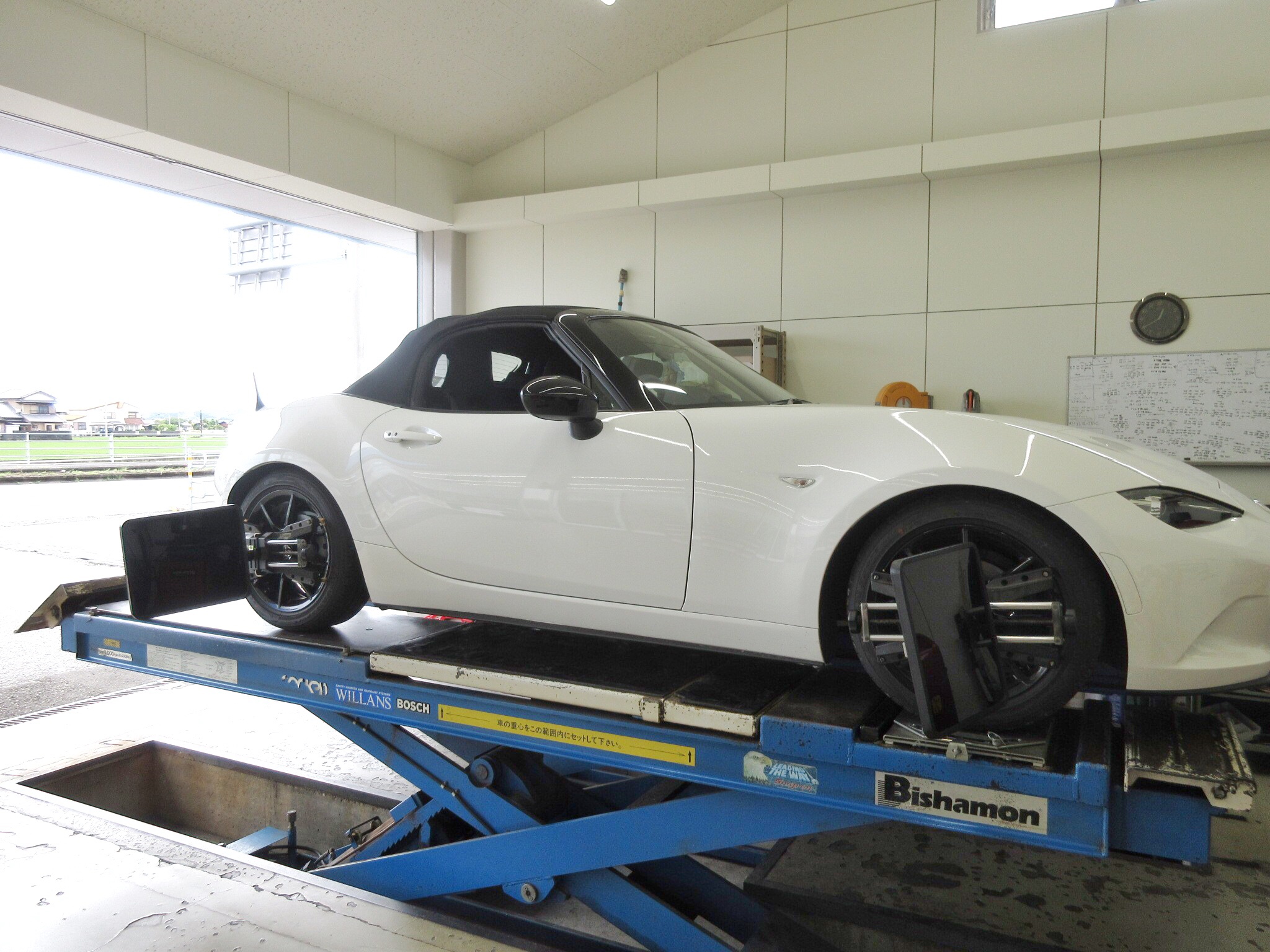 最初のカスタマイズは車高調からスタート! マツダ ロードスター 最初のカスタマイズは車高調からスタート! マツダ ロードスター