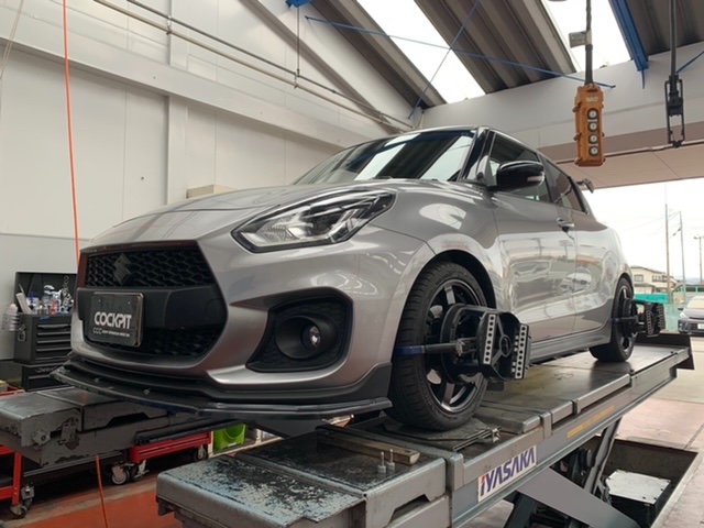 ◇SUZUKI SWIFT SPORT [ZC33S] 4輪アライメント測定&調整・車高調整