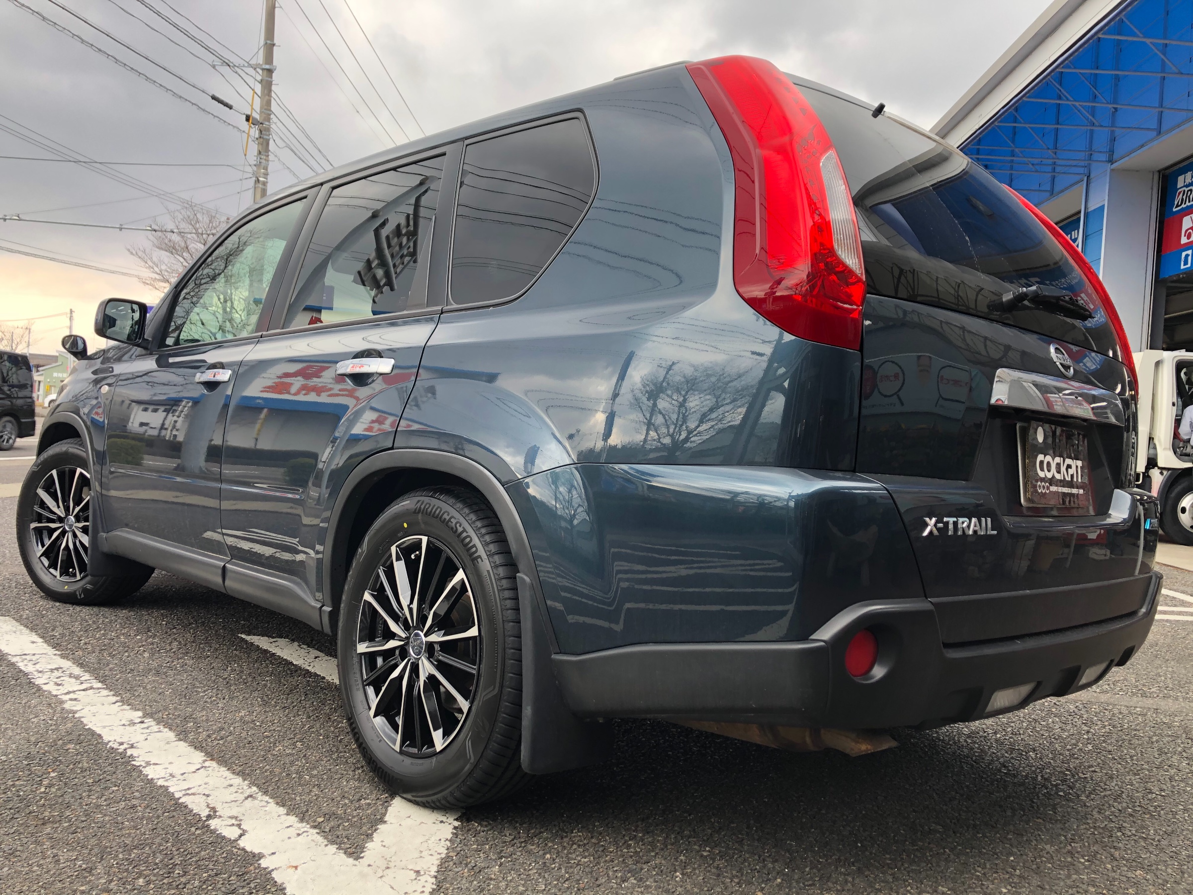 エクストレイル カスタマイズ事例 : NISSAN X-TRAIL DNT31 × SMACK