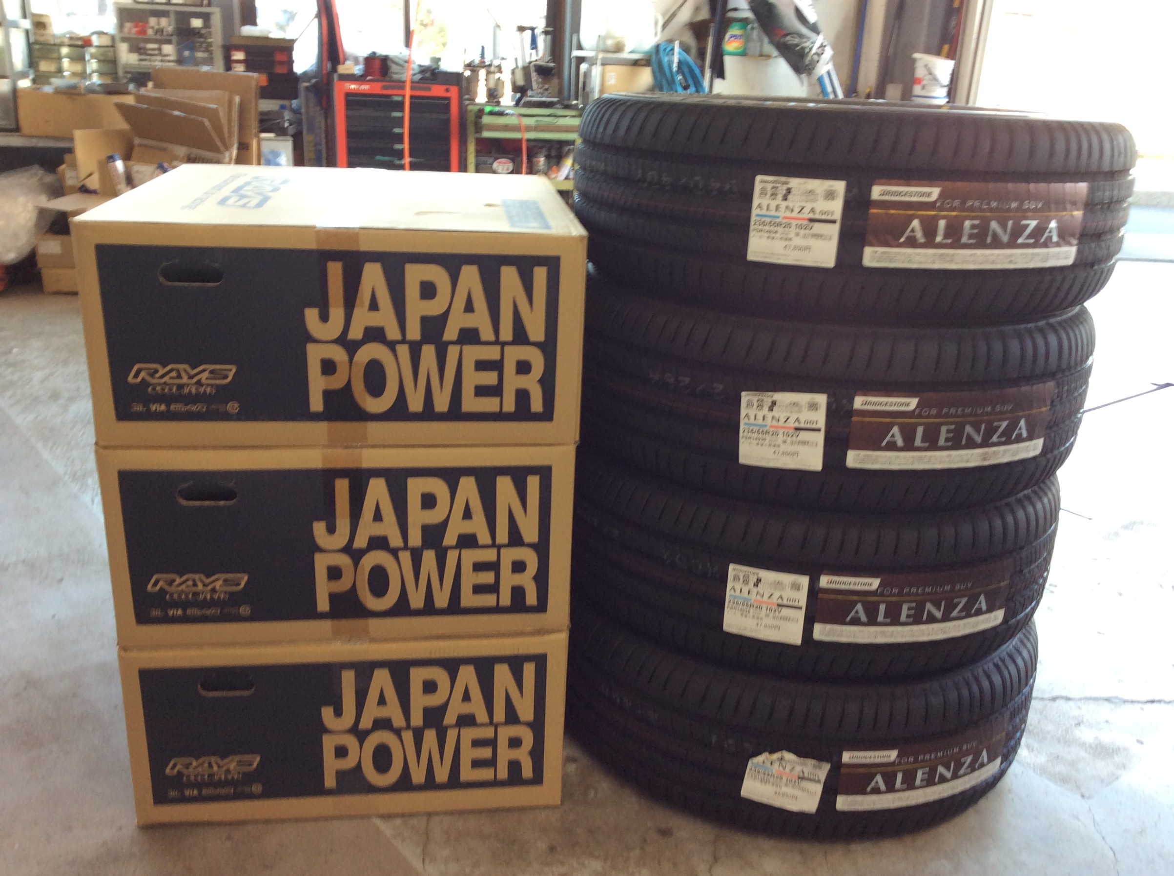 ムラーノ タイヤ・ホイール装着！ | 日産 ムラーノ | カスタマイズ別