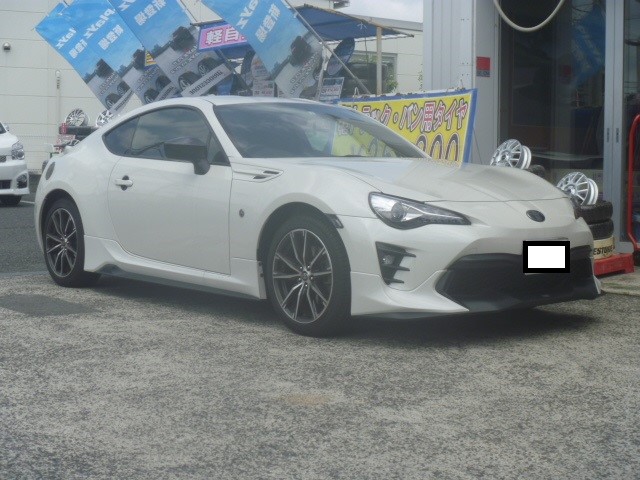 ローダウンは必須よねぇ～♪ | トヨタ 86（ZN6） 足まわり