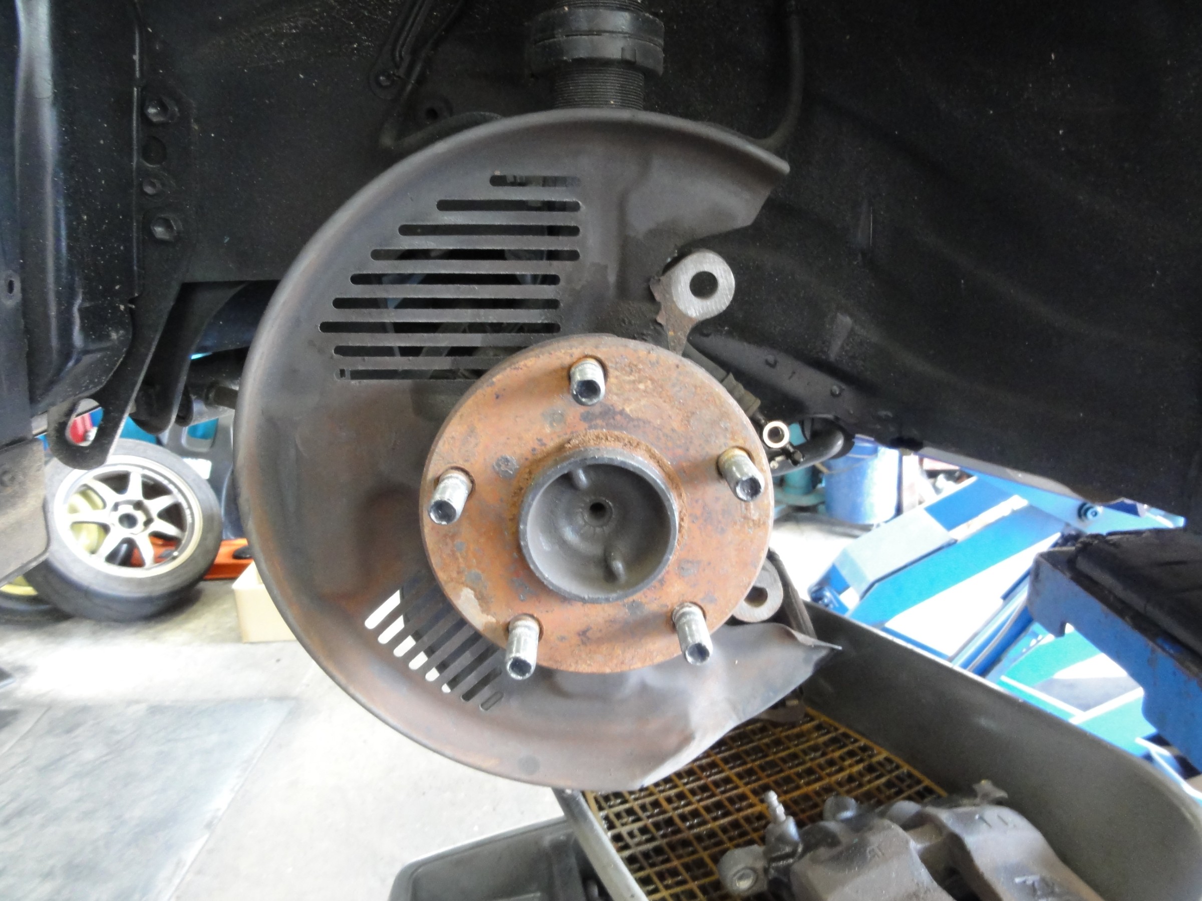 MR2（SW20） ブレーキキャリパーオーバーホール（１台分）＆クラッチ