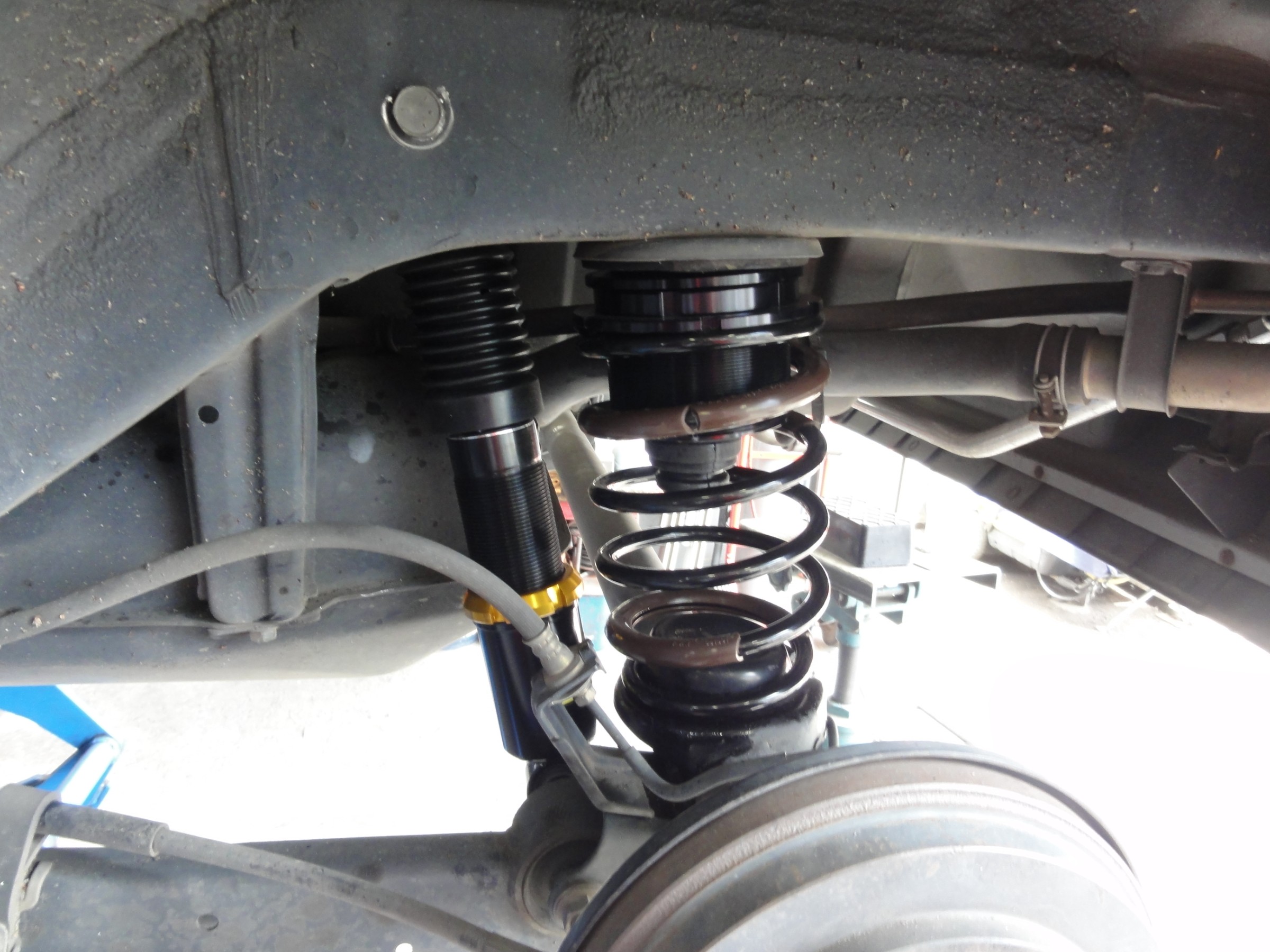 Kei Hn22s ナビック製車高調 シュピーゲル製リヤラテラルロッド装着 スズキ 足まわり サスペンション ブレーキ 足まわり サスペンション ブレーキ サスペンションパーツ関連取付 作業日誌 コクピット 川越 お店の得意技紹介