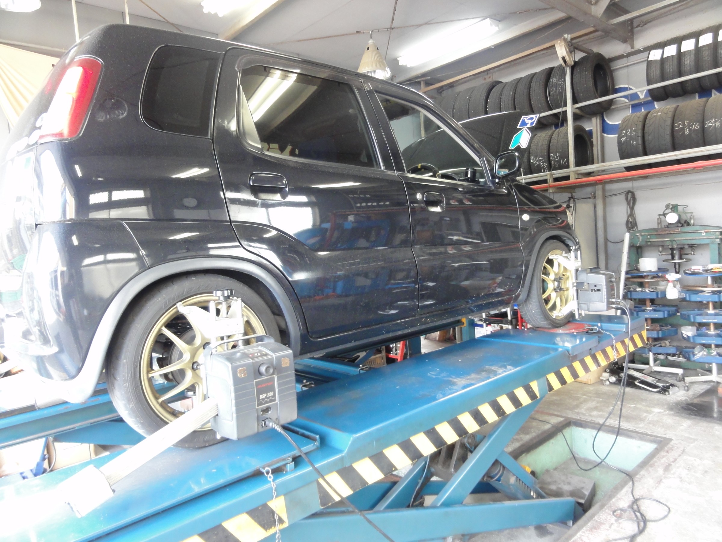 Keiワークス　車高調　ナビック Kei（HN22S）ナビック製車高調＆シュピーゲル製リヤラテラルロッド装着