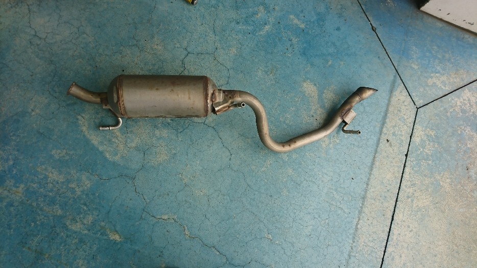 アルトワークス　HA36S 柿本マフラー　中古！ アルトワークス HA36S マフラー 柿本改 GTボックス06&S S44338