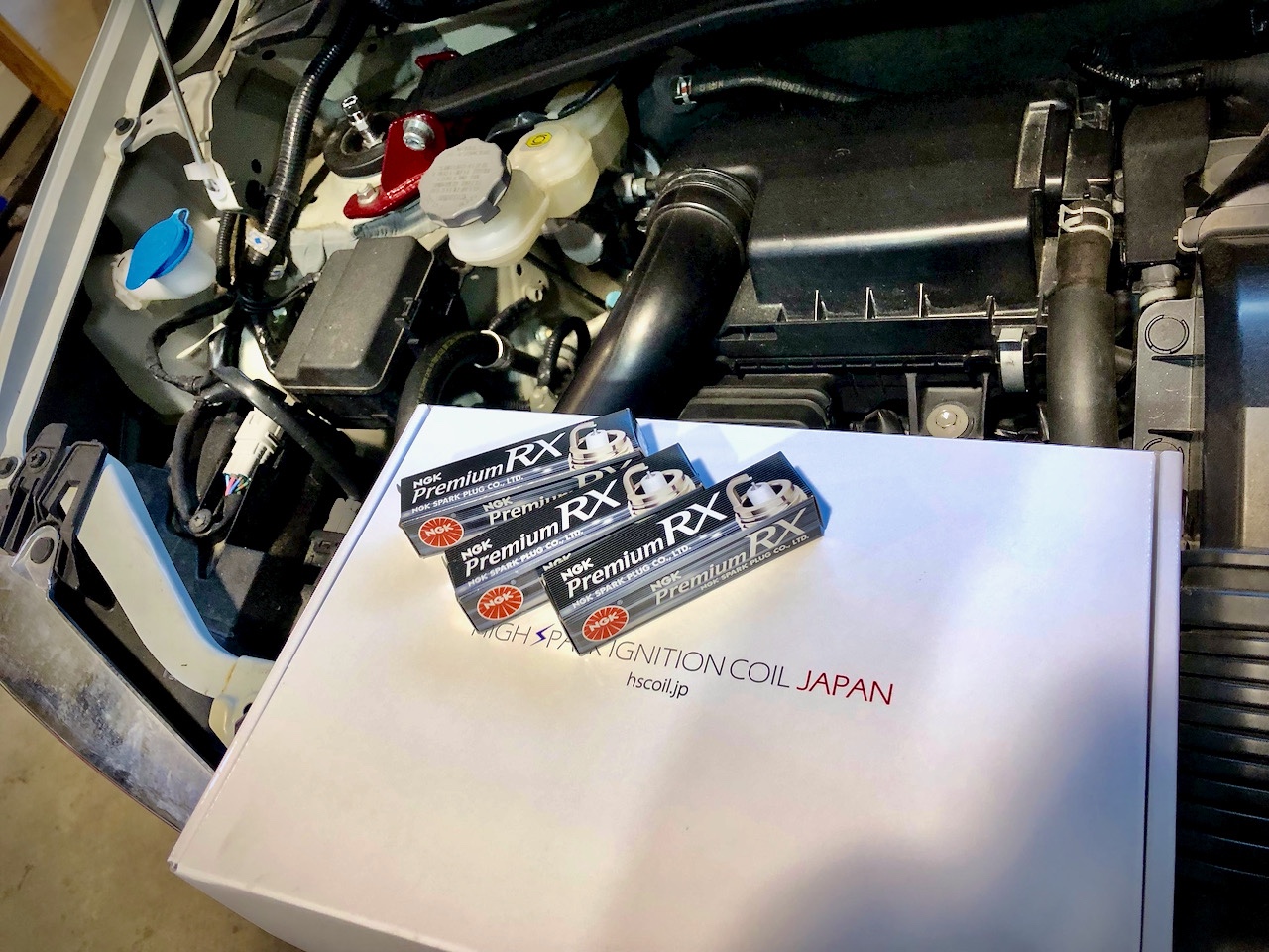 Ha36s Suzuki Alto Works High Spark Ignition Coil High Spark Noise Reduction Terminal Ngk Premium Rx Plug スズキ アルトワークス メモらんだむ コクピット 福島 車のカスタマイズにかかわるスタッフより