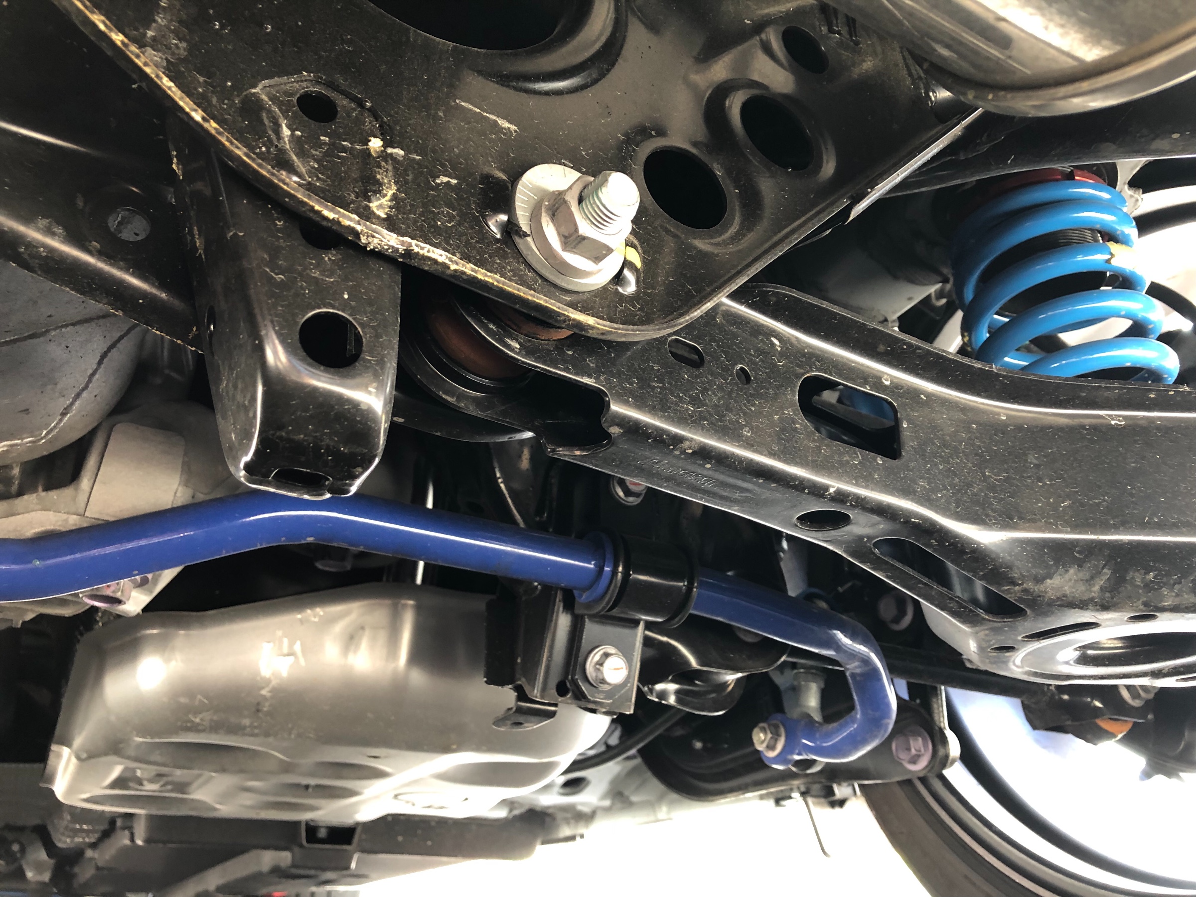 ☆CUSCOデモカー GRヤリス GXPA16 スタッフ森浦が勝手に（考察）レポート！！(＾ｰ^) | トヨタ GRヤリス  足まわり（サスペンション・ブレーキ） 足まわり（サスペンション・ブレーキ） > サスペンションパーツ関連取付 | スタッフ 日記 | コクピット 荒井  | 車の ...