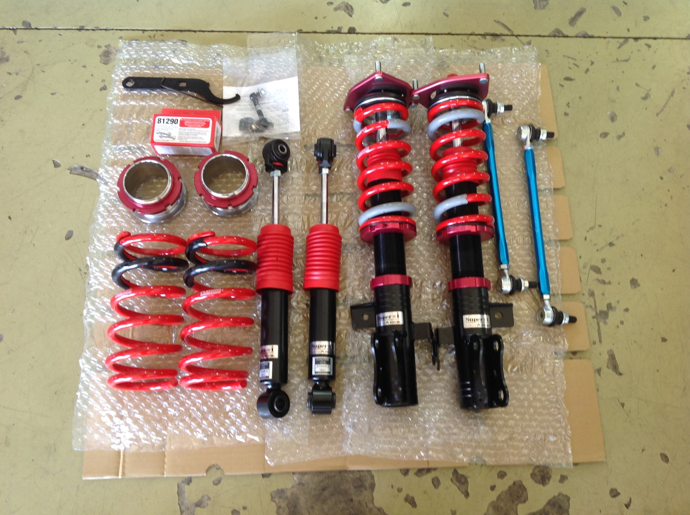 GGH30W アルファードさん、RS-R製車高調でチョイ下げローダウン