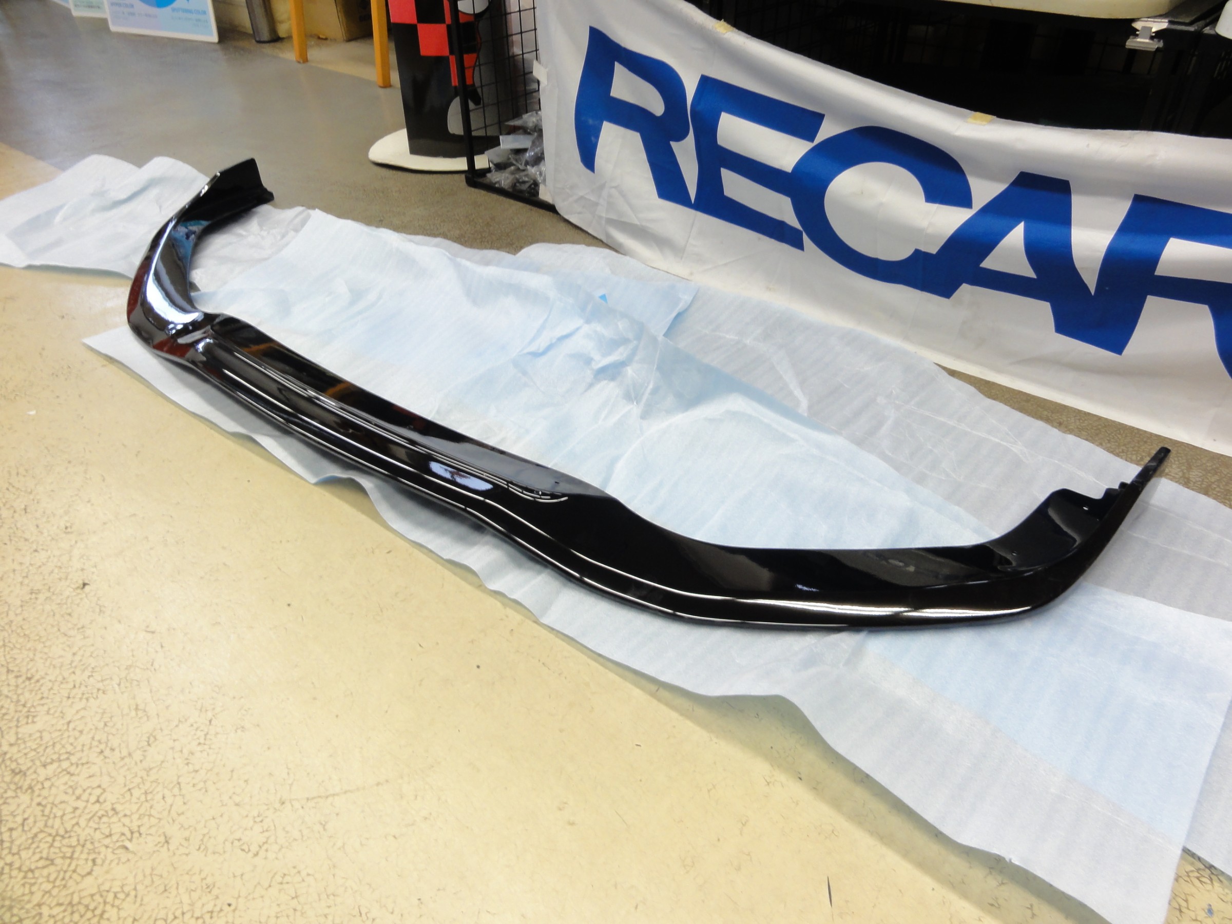 フィットRS（GK5：後期）ガレージ・ベリー製フロントリップ