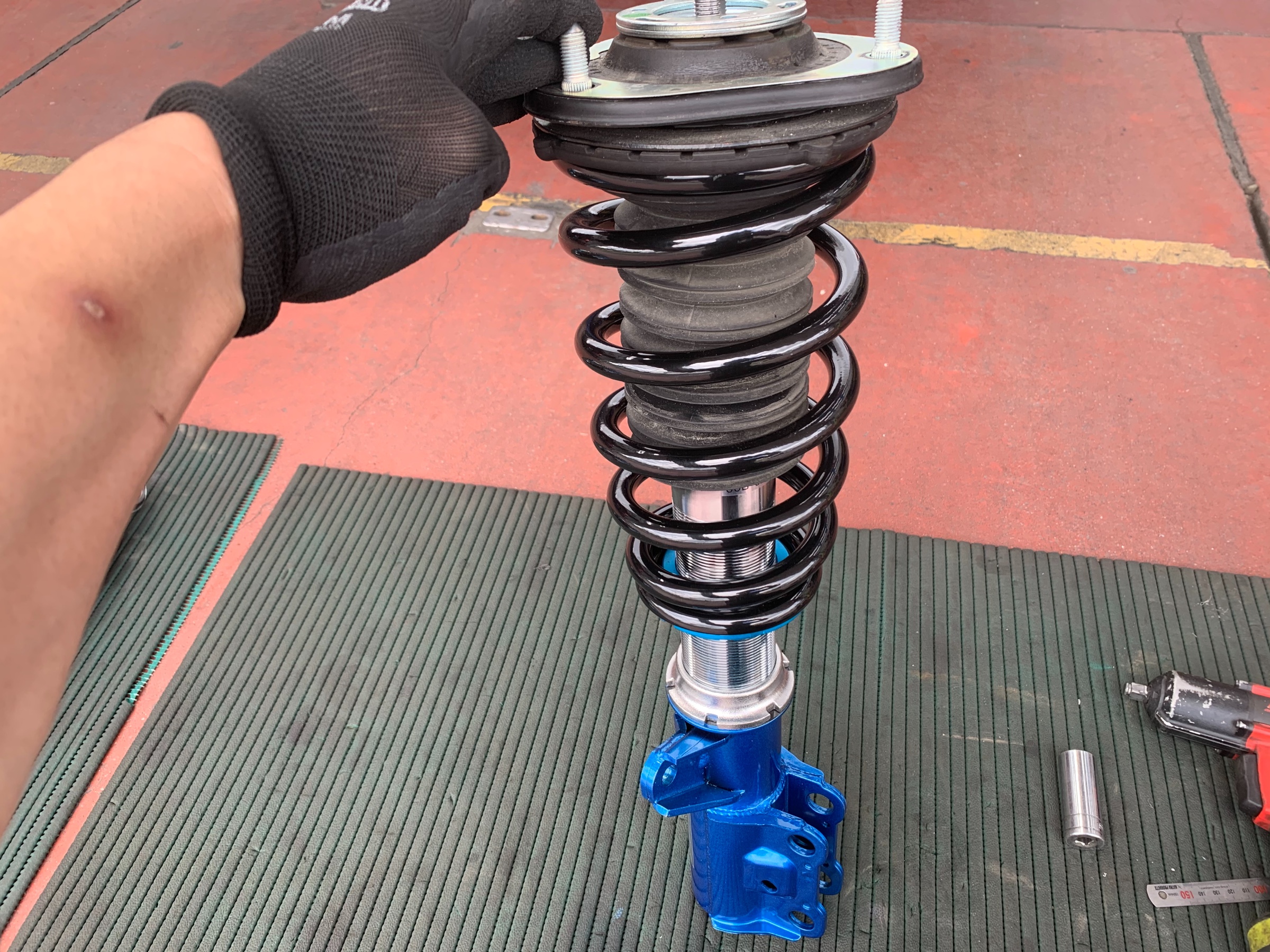 アルファード エムズスピード×クスコ 車高調セット Amazon | クスコ