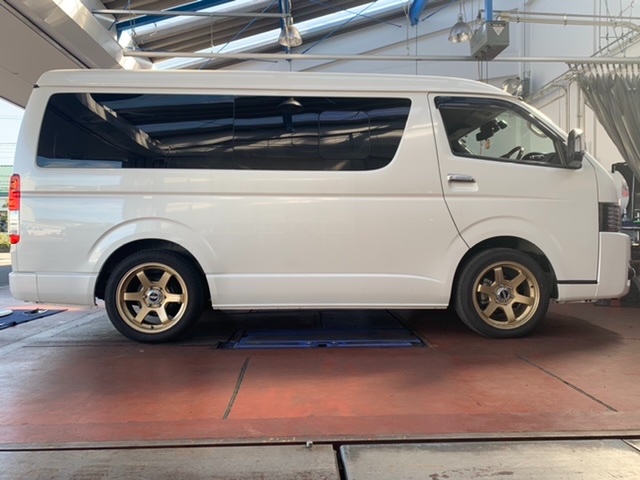 ◇TOYOTA HIACE [TRH219W] CUSCO 1インチダウンブロックキット