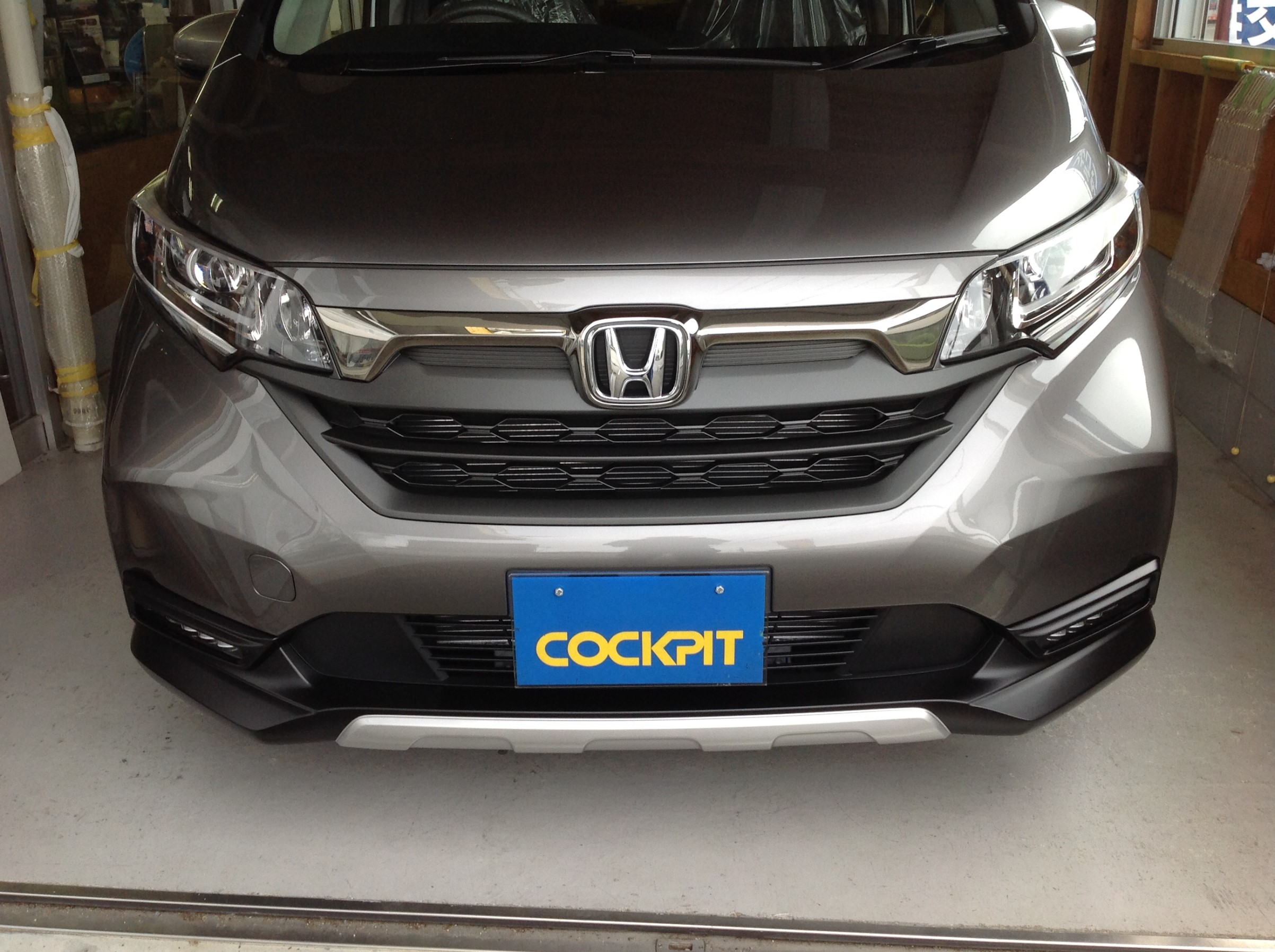 Honda Freed Crosstarさん ナビ ドラレコ装着です ホンダ フリード Av カーナビ ドライブレコーダー Etc Av カーナビ ドライブレコーダー Etc ナビゲーション取付 スタッフ日記 コクピット きねいわ 車のカスタマイズ にかかわるスタッフより