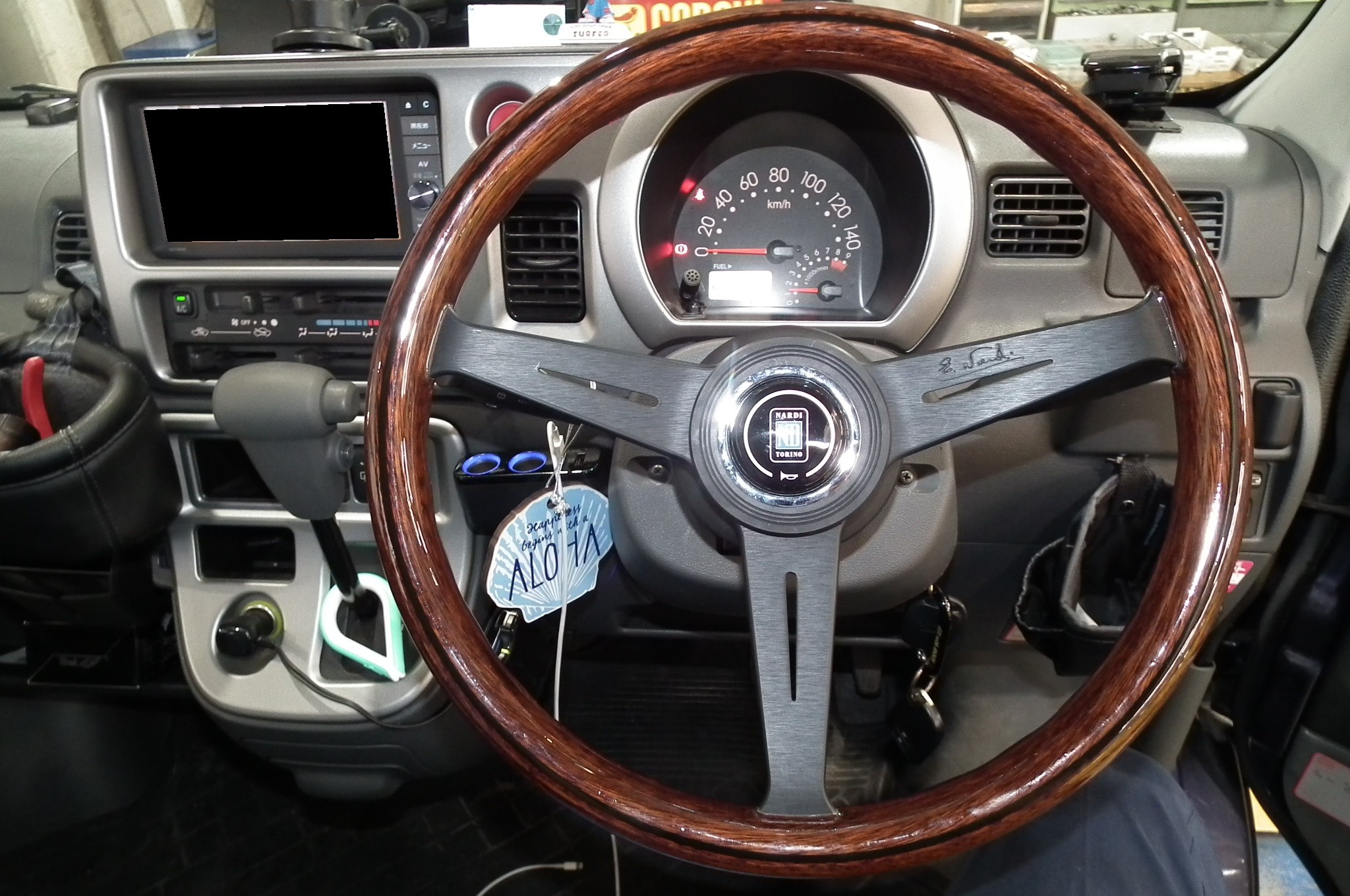 美品 純正 ダイハツ S211Pハイゼット ステアリングホイール シフト