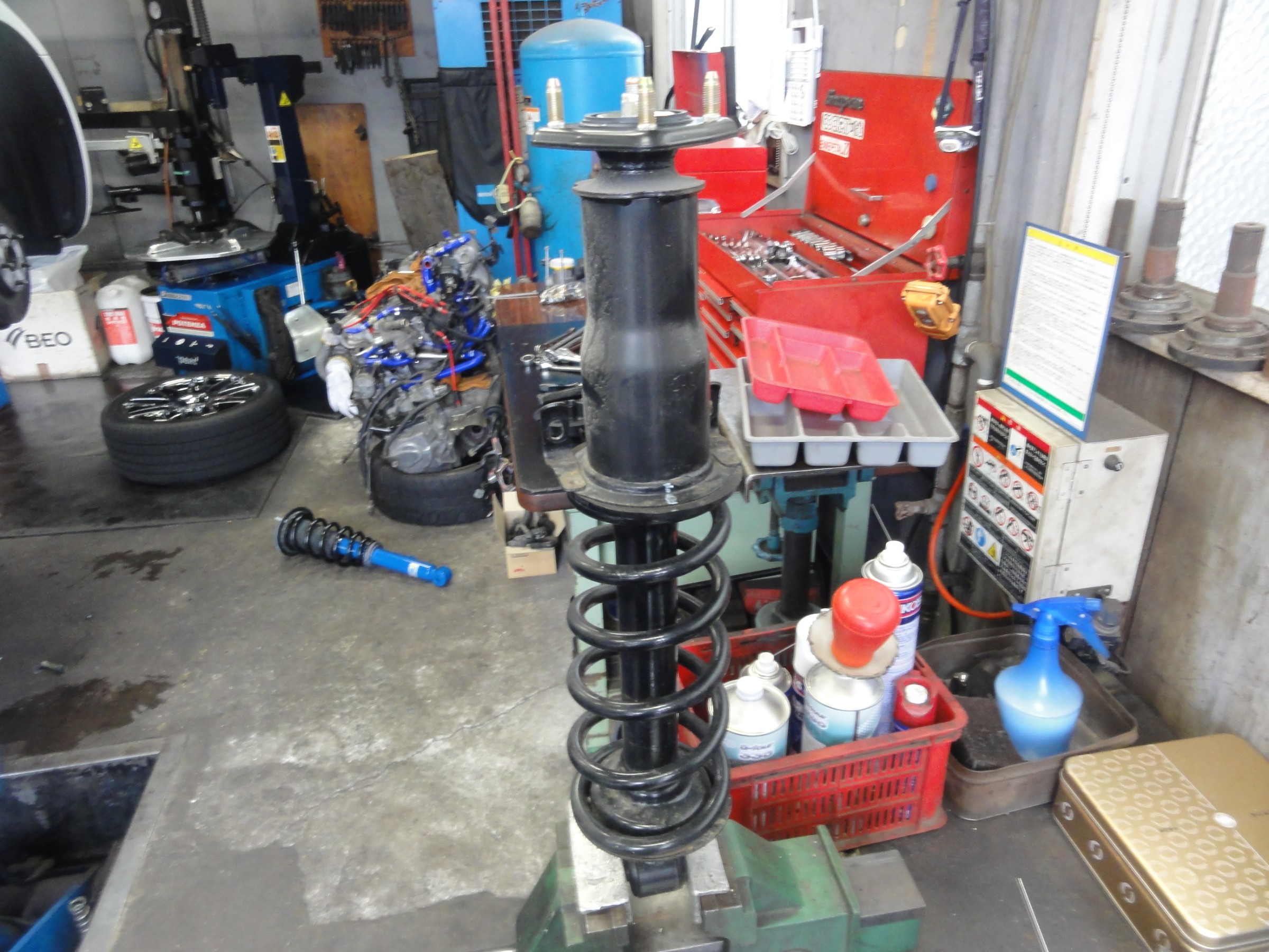 ソアラ（UZZ40） 当店オリジナルショックアブソーバー