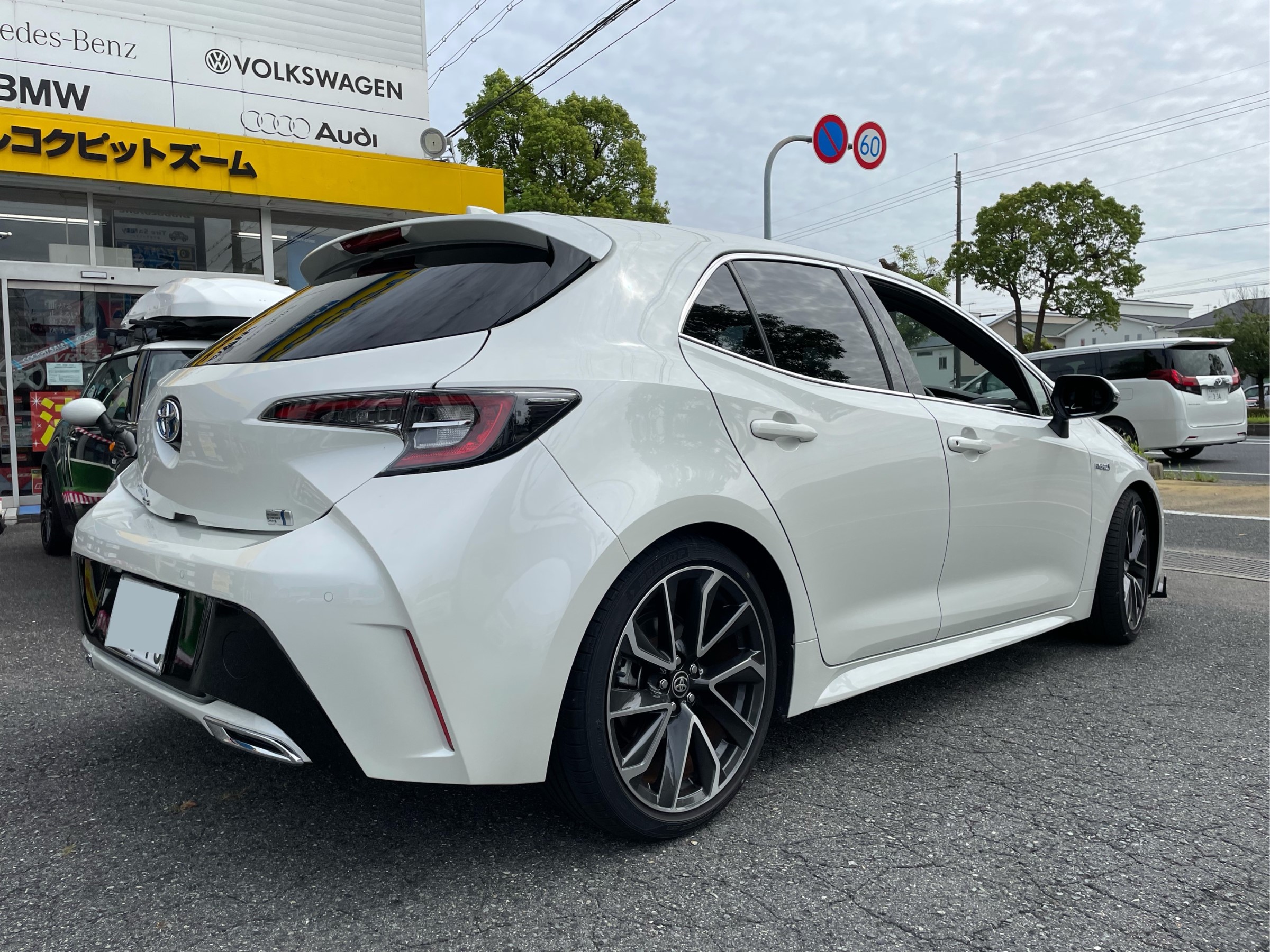 ☆トヨタ カローラスポーツをテイン フレックスZでカッコよく