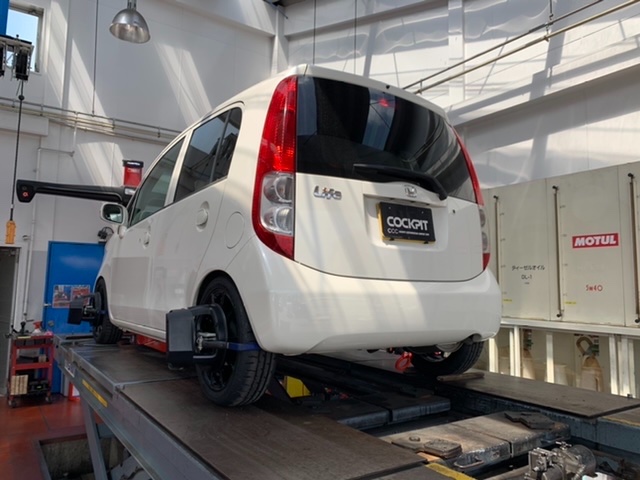 Honda Life Jb5 Potenza Sw010 Re 71rs取付 4輪アライメント測定 調整 キャンバーボルト取付 車高調整 ホンダ ライフ 足まわり サスペンション ブレーキ スタッフ 日記 コクピット 荒井 車のカスタマイズにかかわるスタッフより