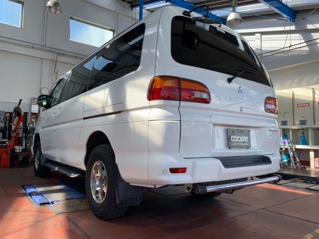 ◇MITSUBISHI DELICA SPACE GEAR [PF6W] Nnxudol 900施工・リアスタビ