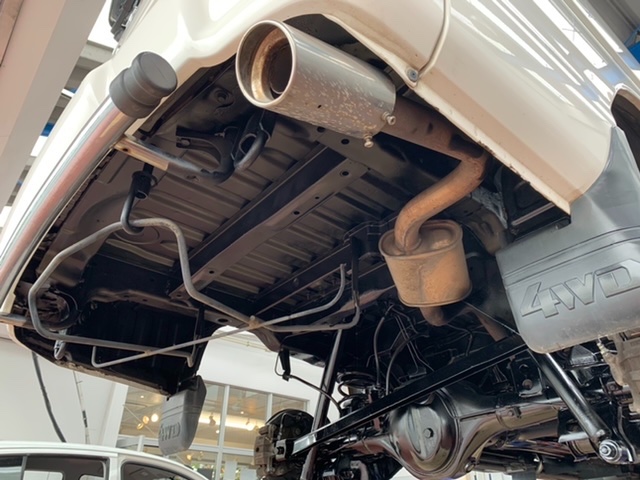 ◇MITSUBISHI DELICA SPACE GEAR [PF6W] Nnxudol 900施工・リアスタビ