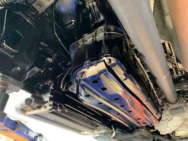 ◇MITSUBISHI DELICA SPACE GEAR [PF6W] Nnxudol 900施工・リアスタビ