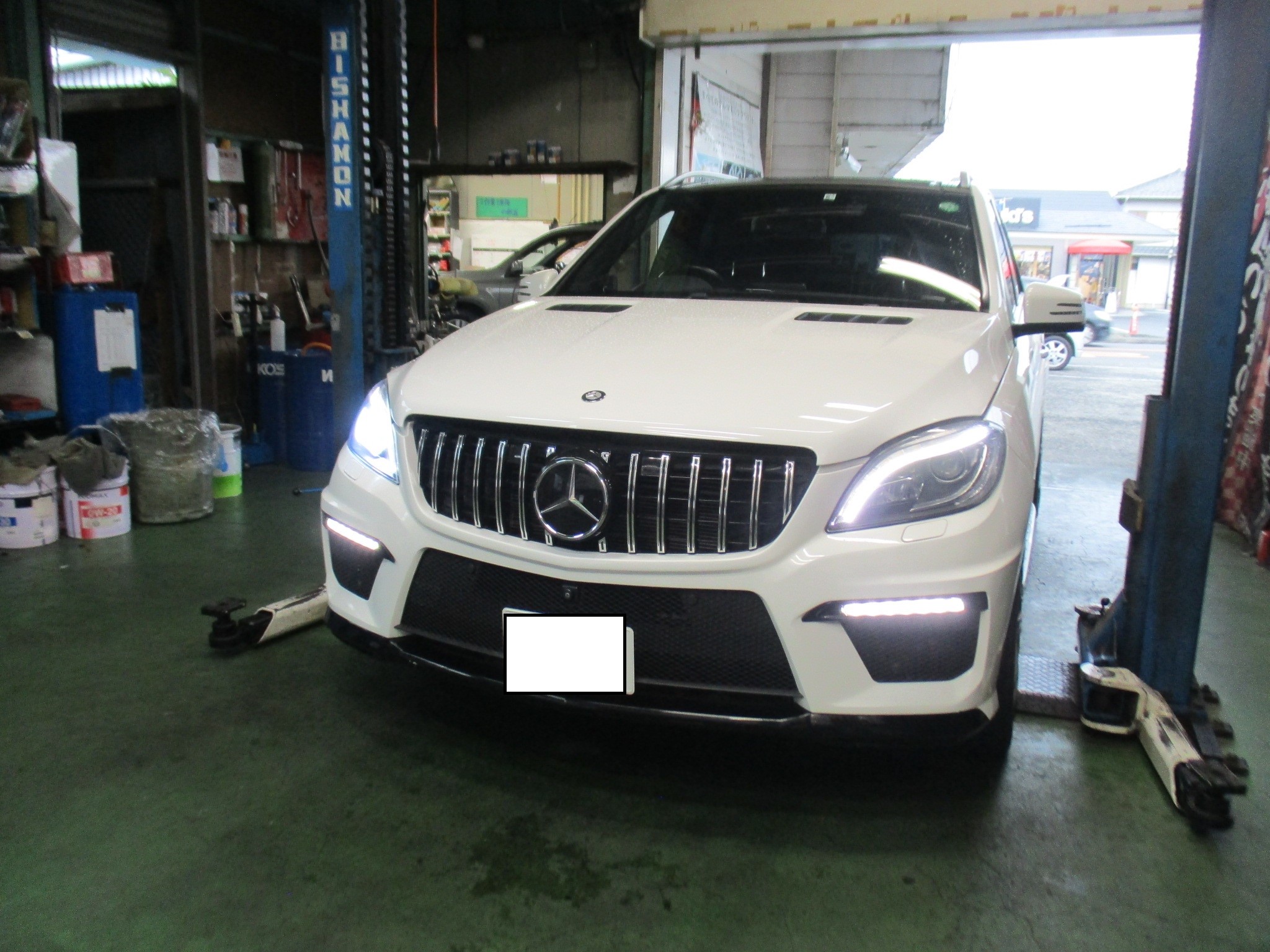 またしても…トラブル発生！！！ | メルセデス・ベンツ Mクラス HID