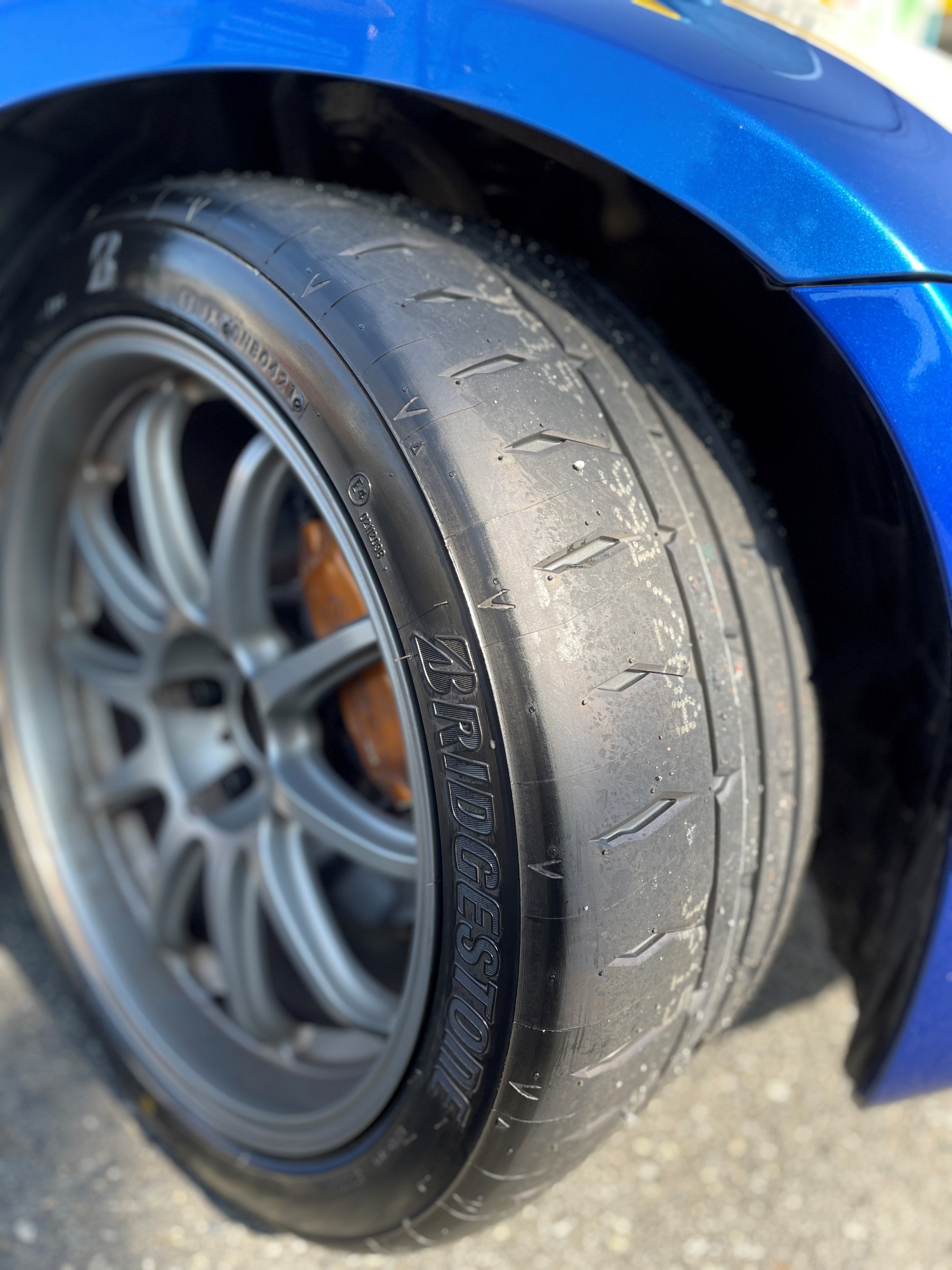 カワサキ ZX-25R オンロードタイヤ・サーキット向け | バイク
