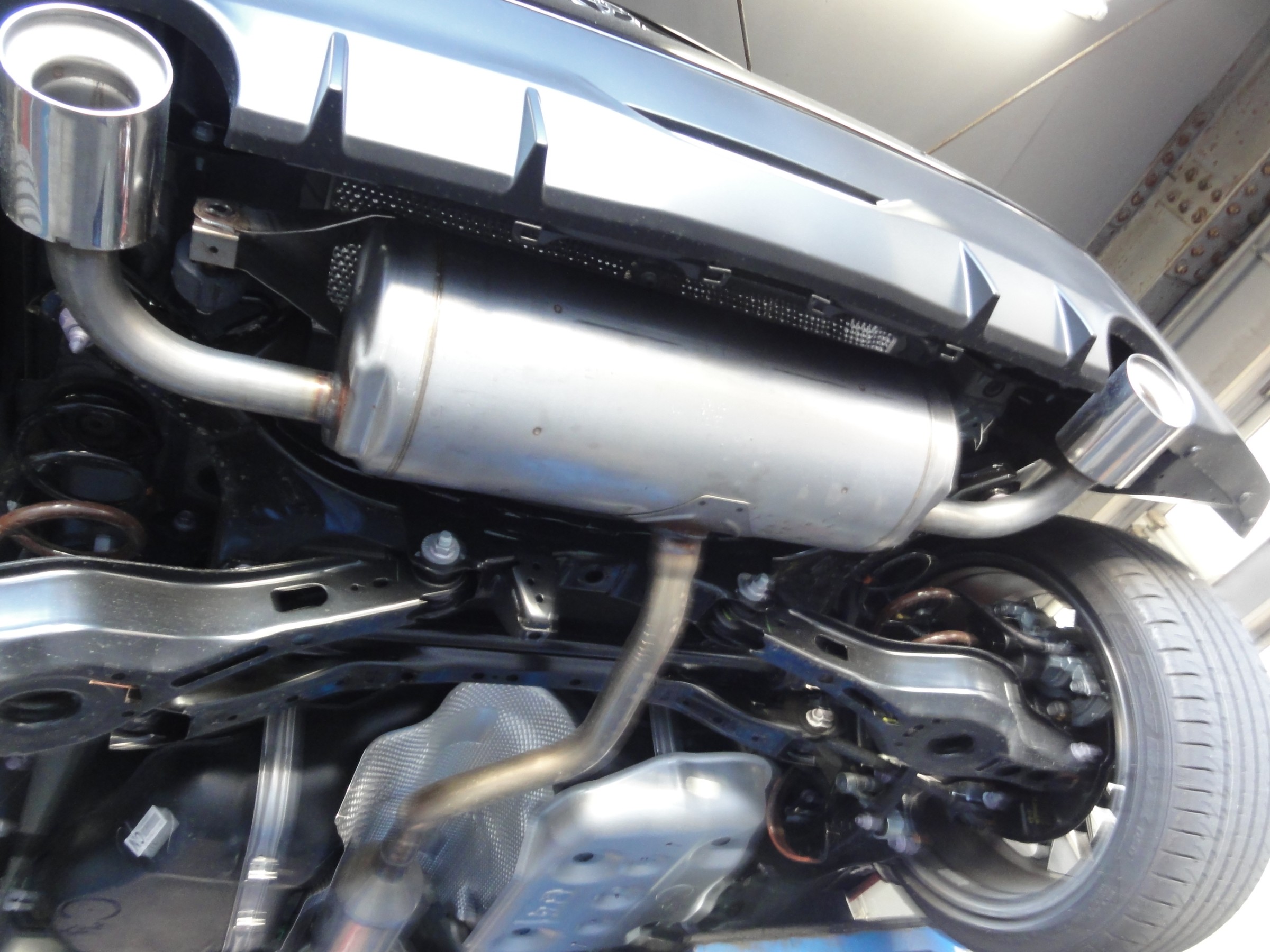 GRヤリス（MXPA12）フジツボ製スポーツマフラー「オーソライズR（保安