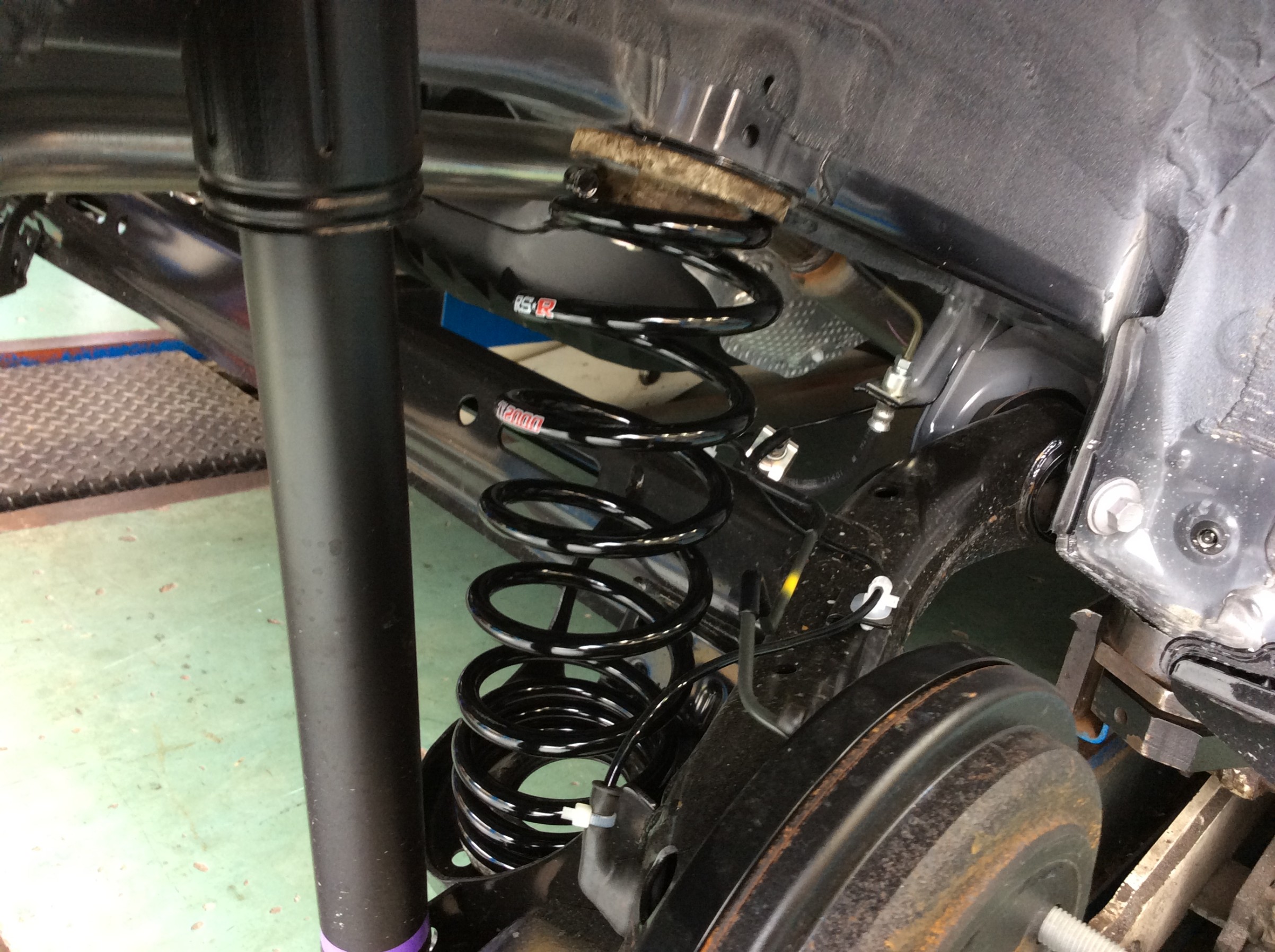 納車と同時に | ダイハツ タントカスタム 足まわり（サスペンション